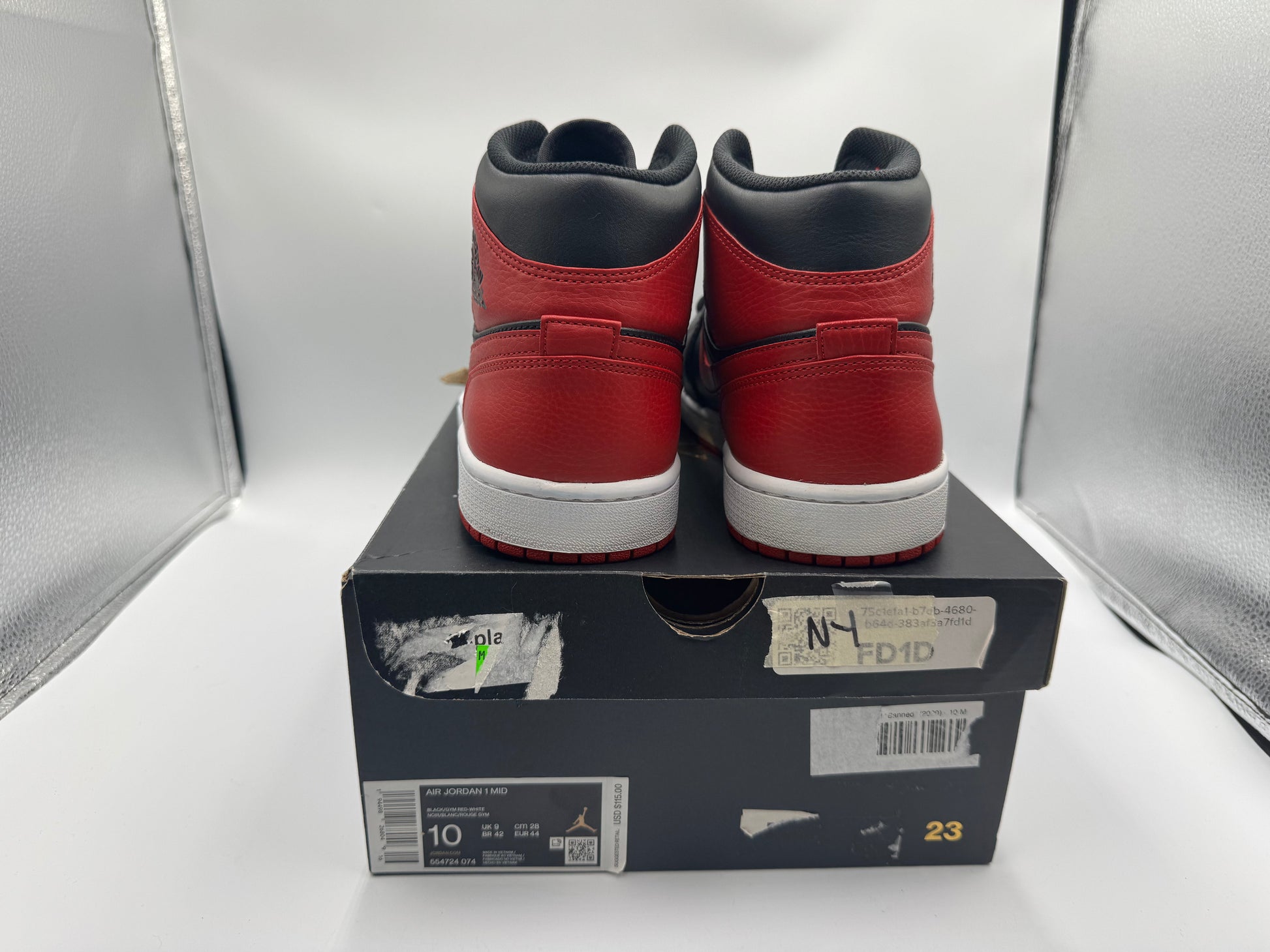PRE OWNED Air Jordan 1 Mid "Banned" (2020) Conditional