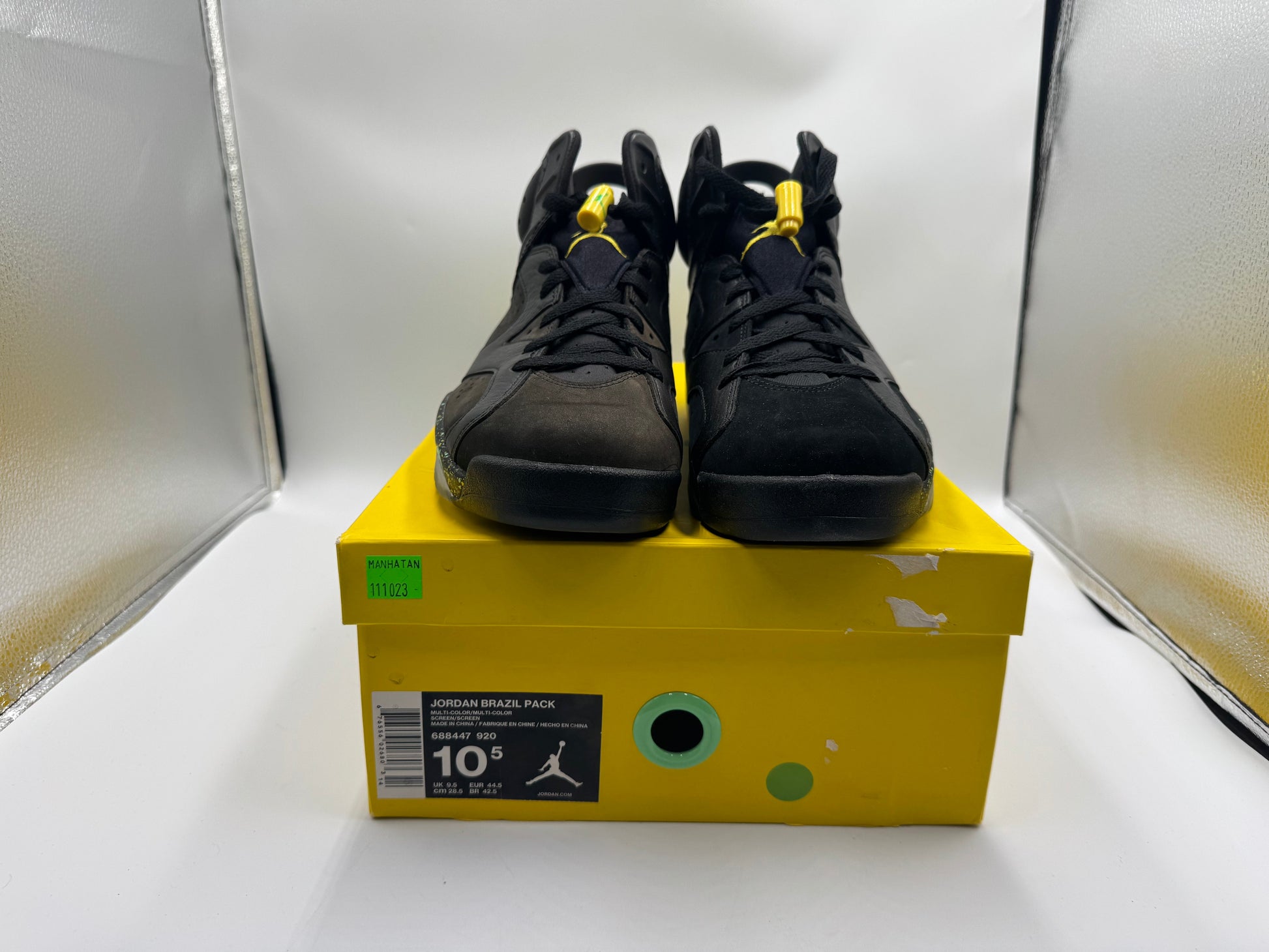 PRE OWNED Air Jordan Retro 6 "Brazil World Cup" Conditional