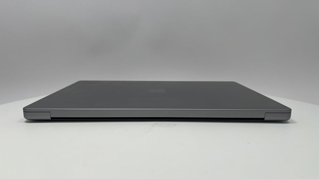2021 Apple MacBook Pro 16-inch M1 Max 32-Core GPU –  64GB RAM 4TB SSD | Space Gray