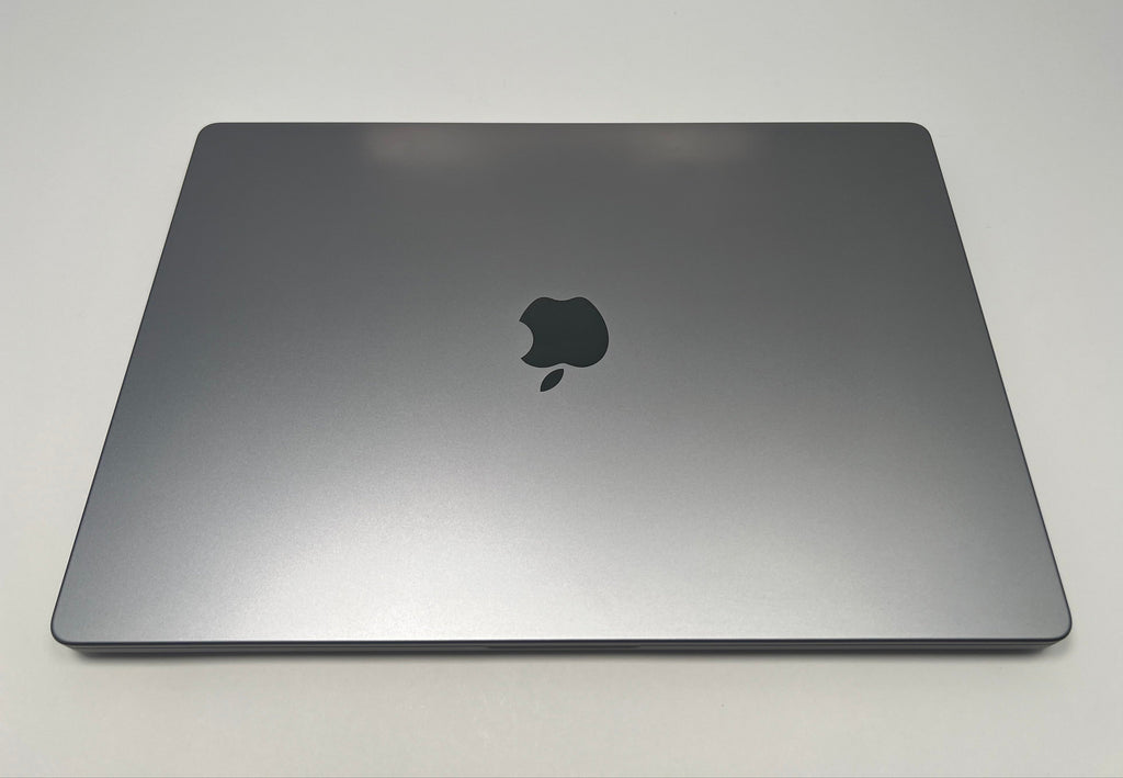 2021 Apple MacBook Pro 16-inch – M1 Max 32-Core GPU 64GB RAM 2TB SSD | 65 Cycles