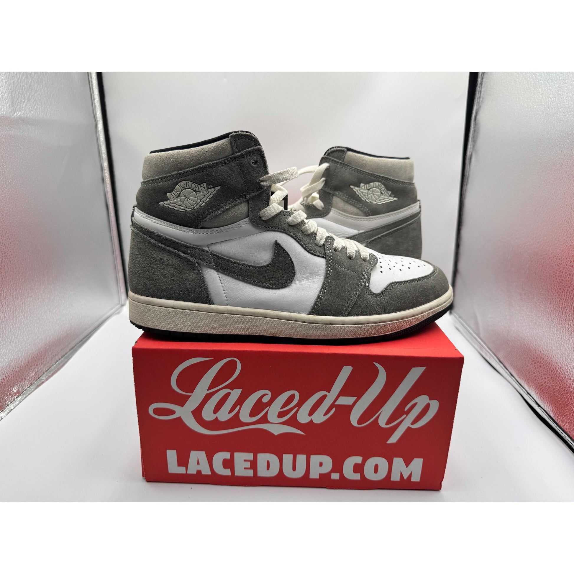 PRE OWNED Jordan 1 Retro High OG Washed Black