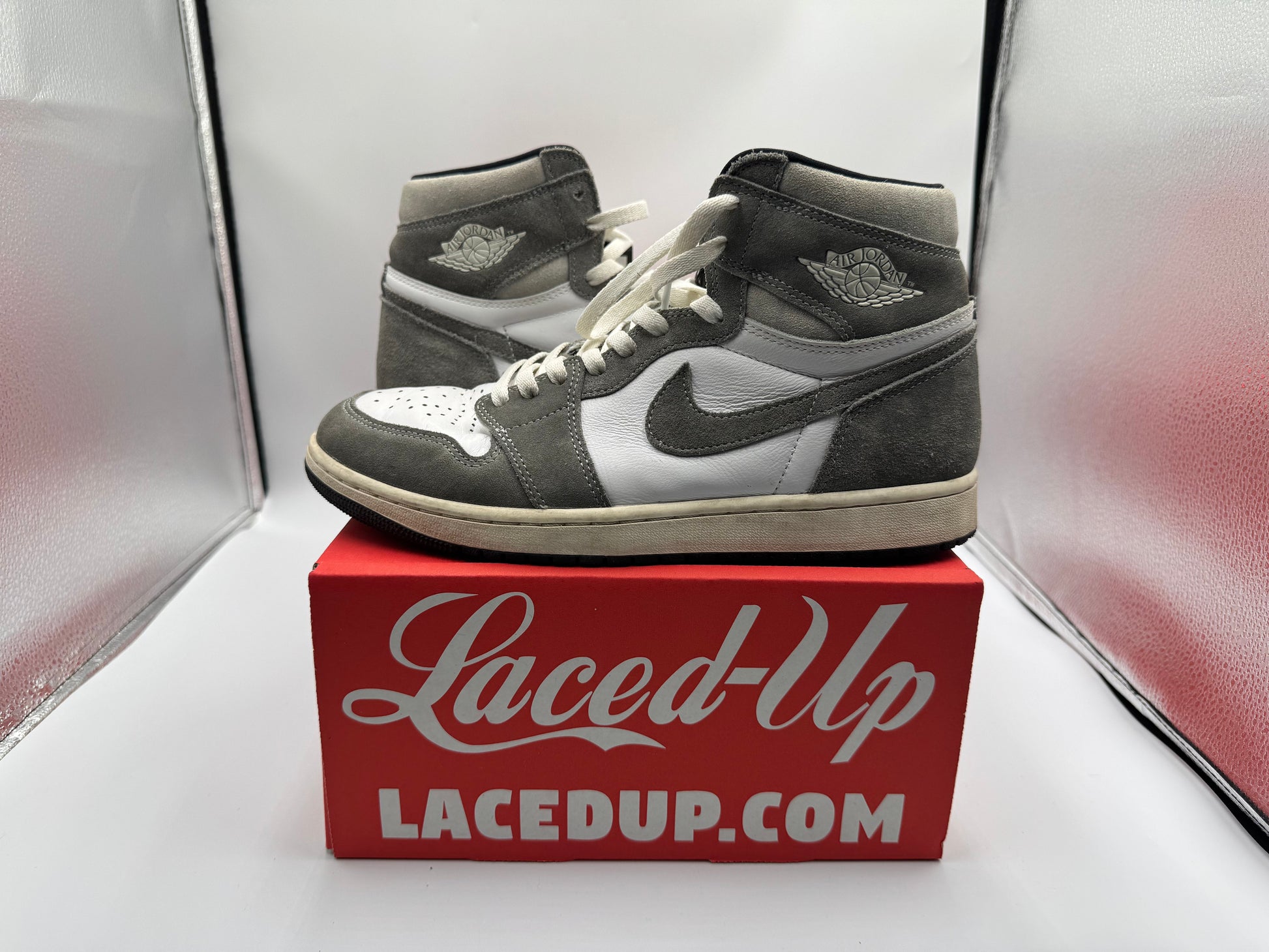 PRE OWNED Jordan 1 Retro High OG Washed Black