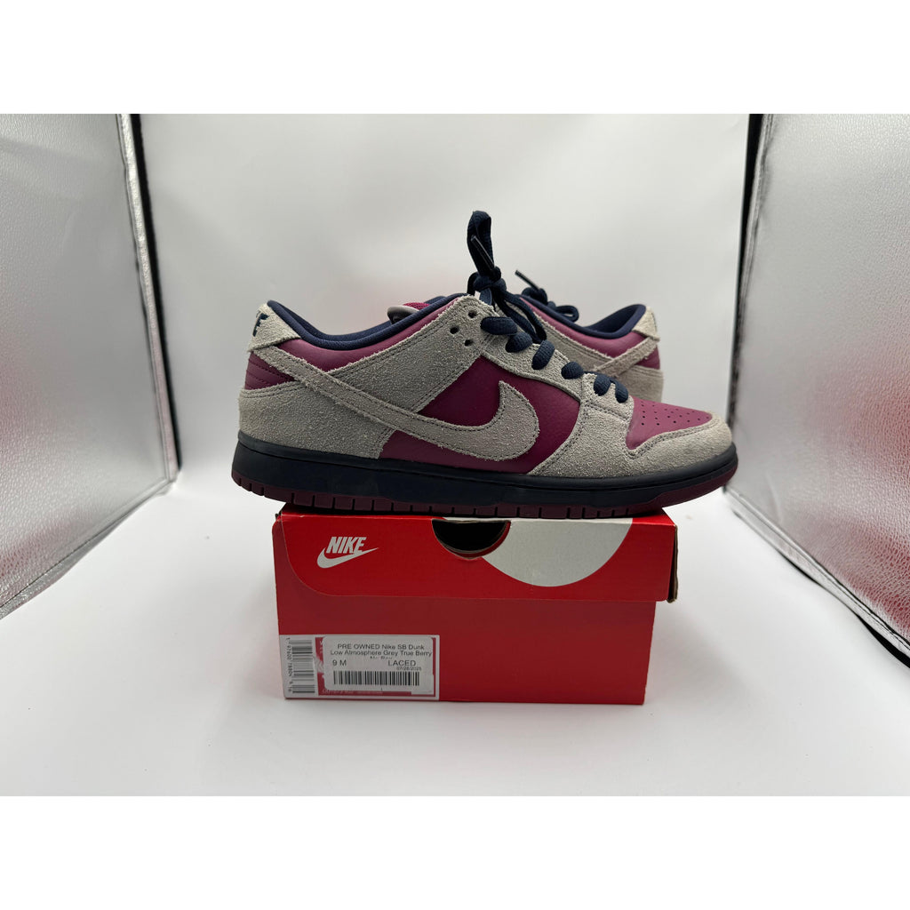 PRE OWNED Nike SB Dunk Low Atmosphere Grey True Berry No Box