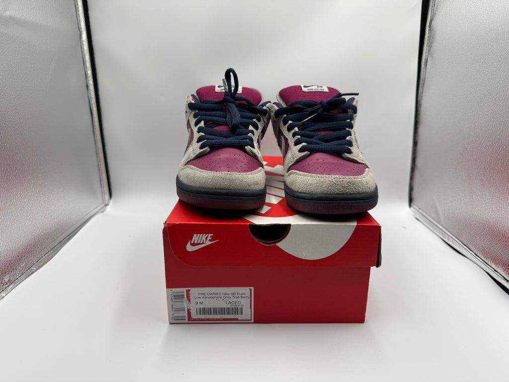 PRE OWNED Nike SB Dunk Low Atmosphere Grey True Berry No Box