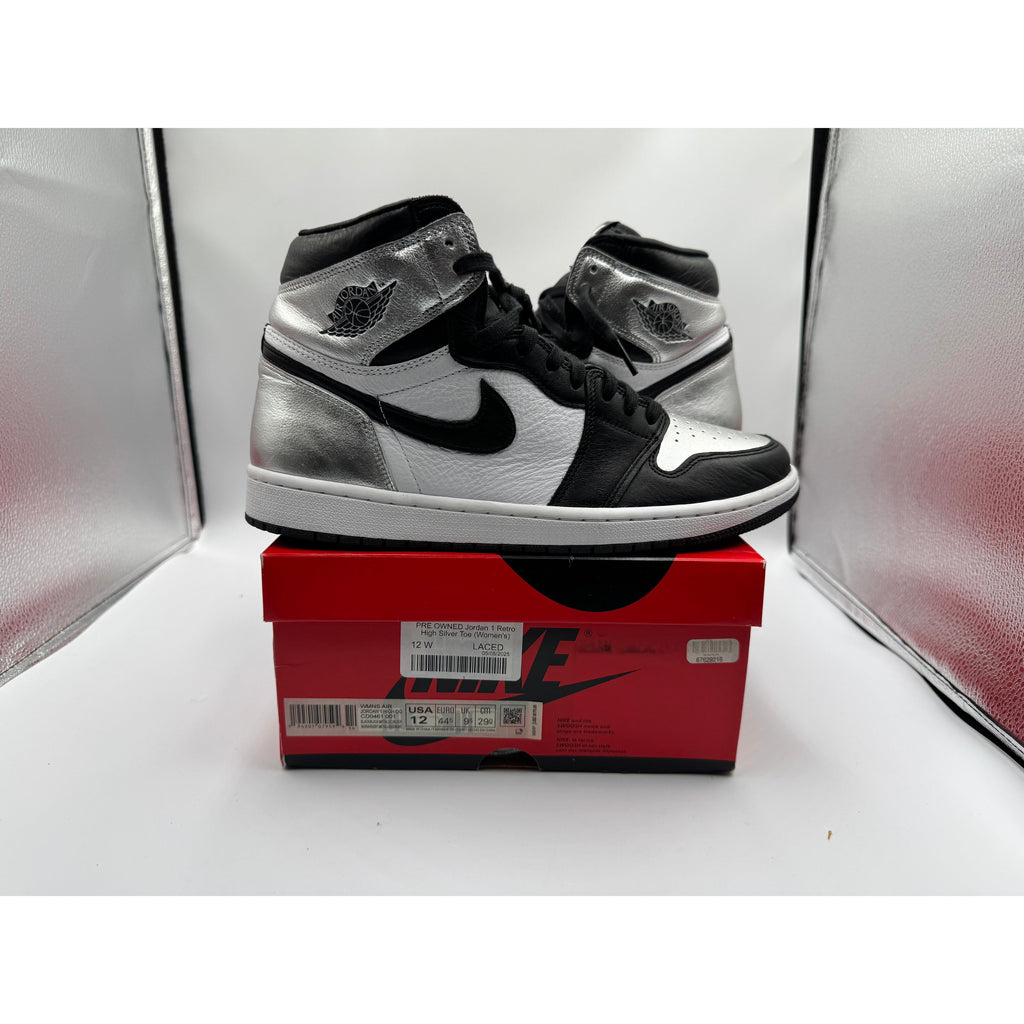 PRE OWNED Jordan 1 Retro High Silver Toe (Women's)