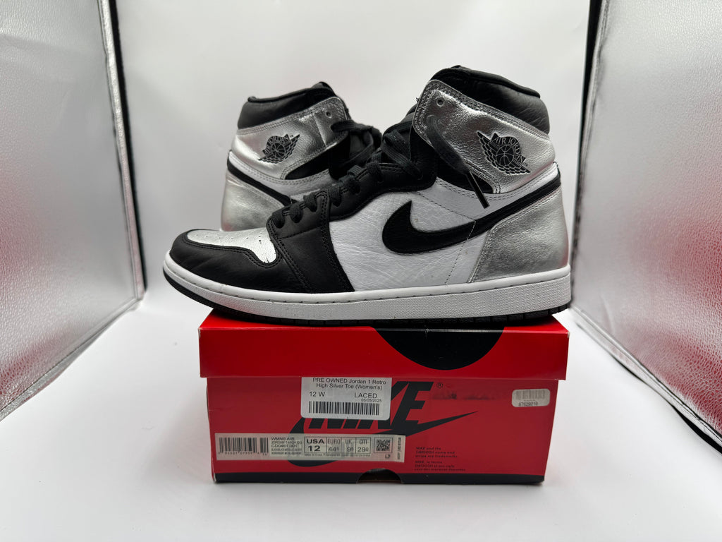 PRE OWNED Jordan 1 Retro High Silver Toe (Women's)