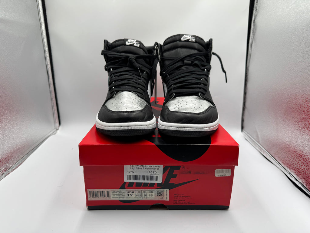 PRE OWNED Jordan 1 Retro High Silver Toe (Women's)