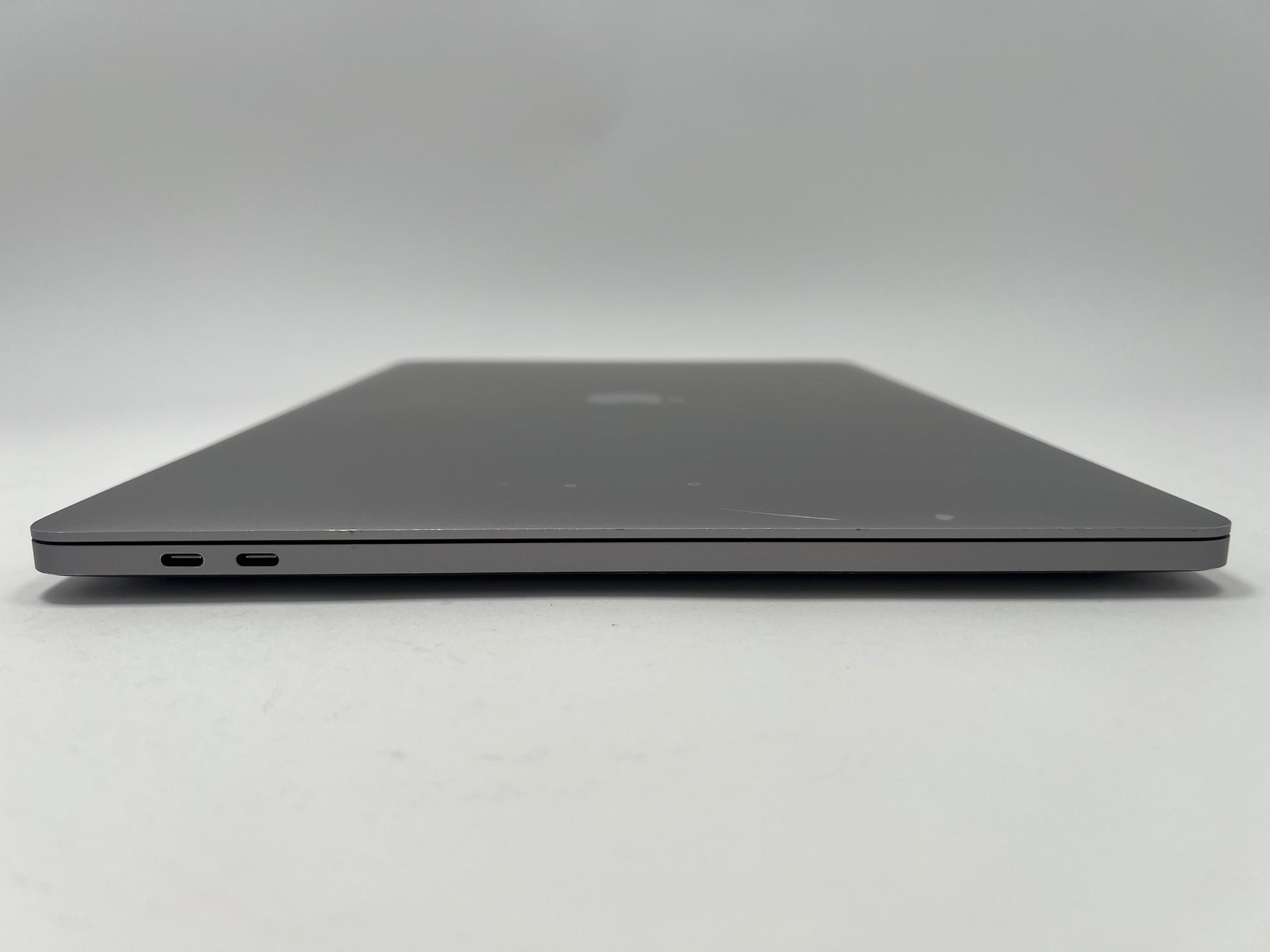 MacBook Pro (2019) 16-inch – Inte Core i9 2.3GHz • Radeon Pro 5500M 8GB – 64GB RAM 2TB SSD – Read