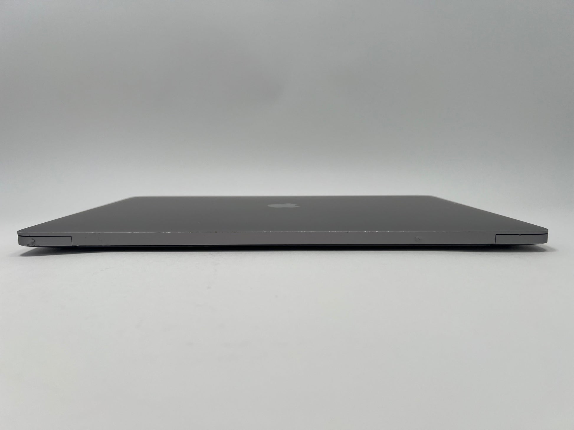 MacBook Pro (2019) 16-inch – Inte Core i9 2.3GHz • Radeon Pro 5500M 8GB – 64GB RAM 2TB SSD – Read