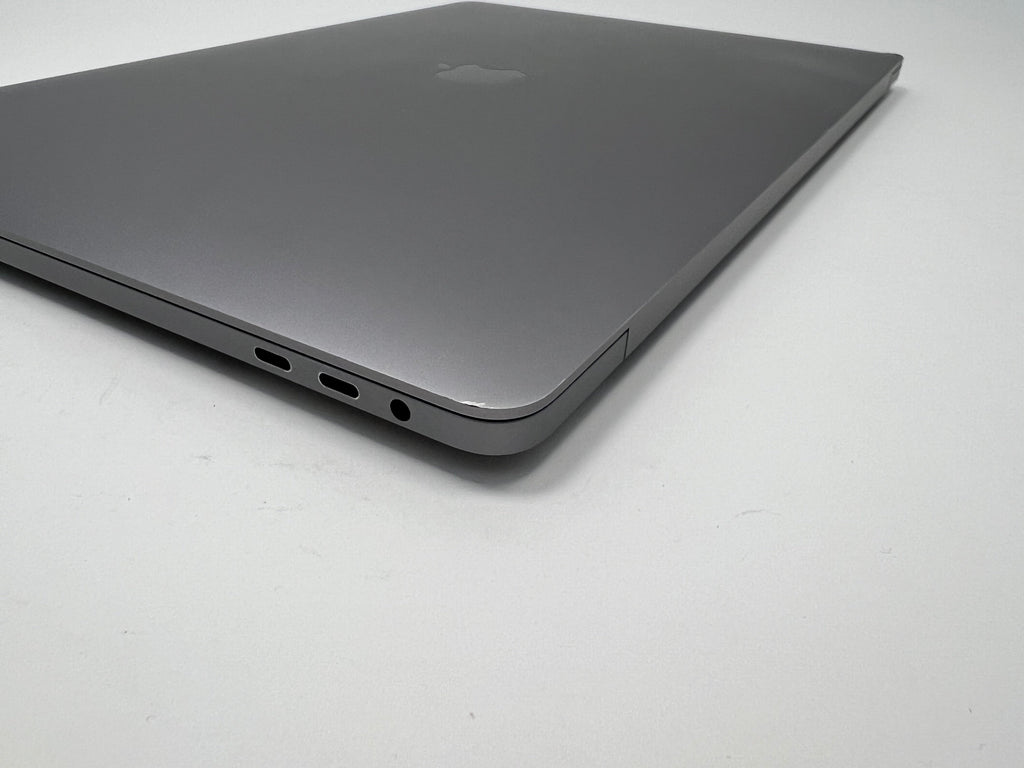 MacBook Pro (2019) 16-inch – Intel Core i9 2.4GHz • Radeon Pro 5300M – 16GB RAM 512GB SSD – Read