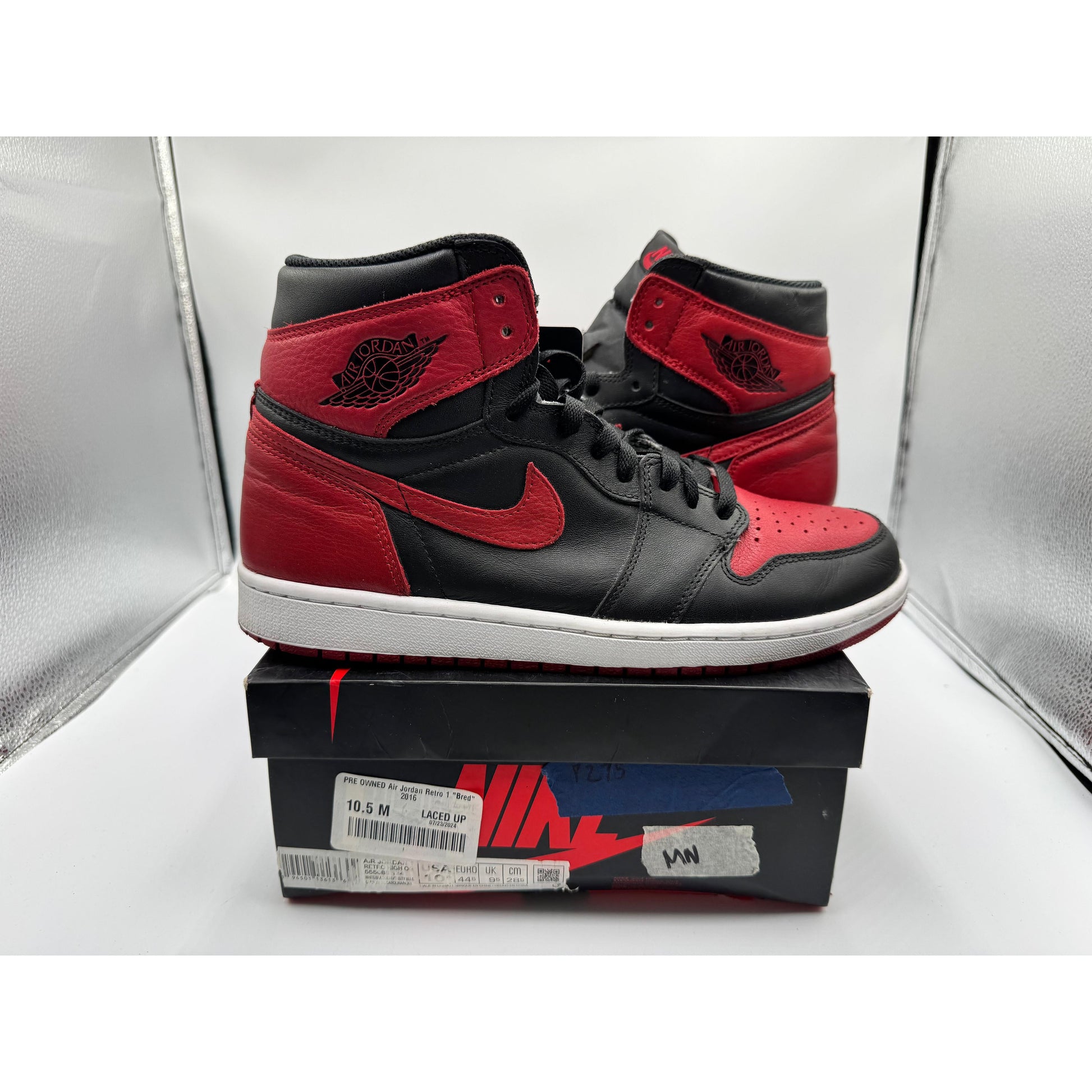 PRE OWNED Air Jordan Retro 1 "Bred" 2016