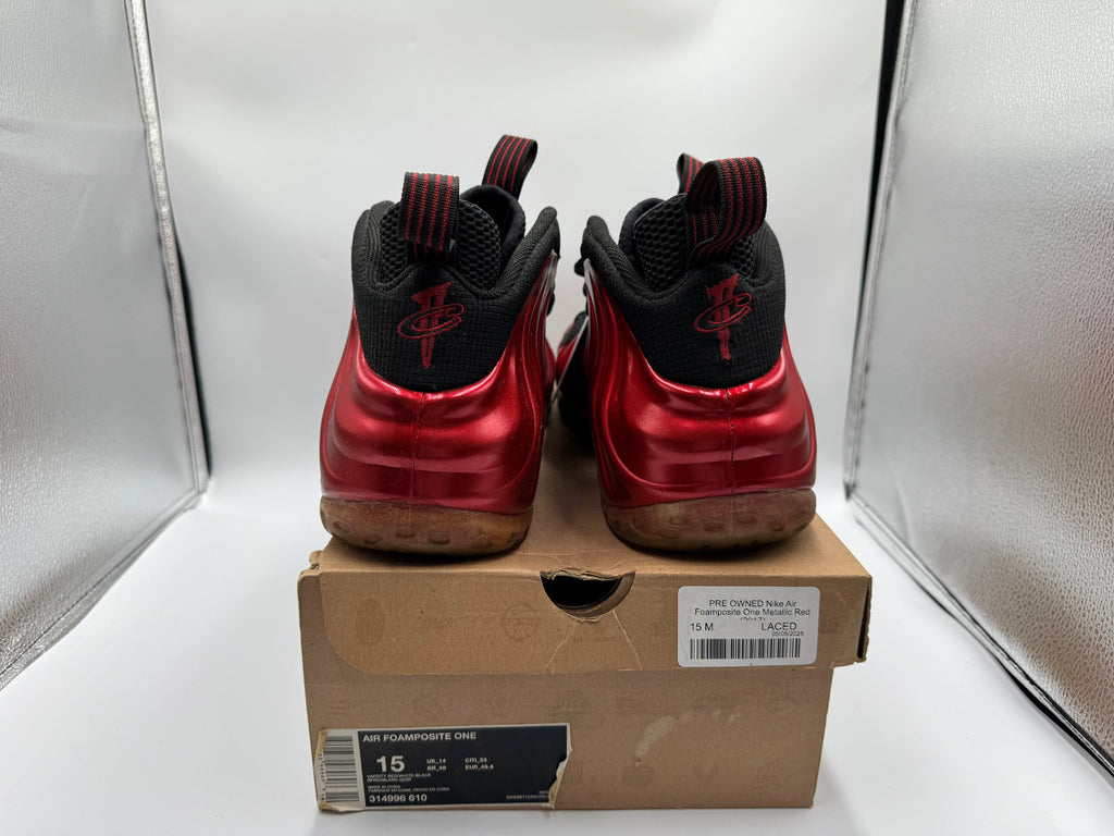 PRE OWNED Nike Air Foamposite One Metallic Red (2017)