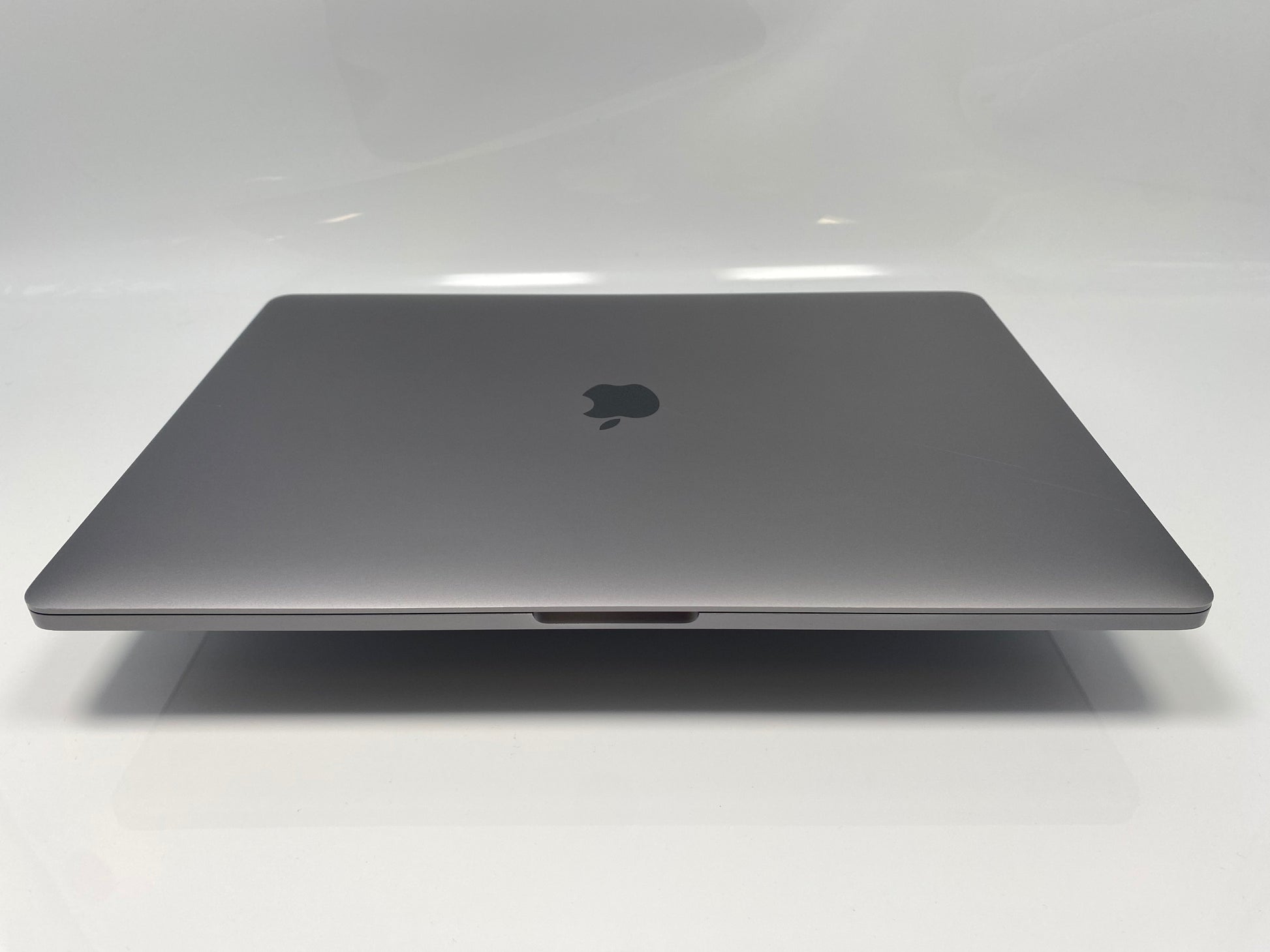 MacBook Pro (2019) 16-Inch - 2.4GHz Core i9 - 5300M - 16GB - 512GB SSD - Space Grey