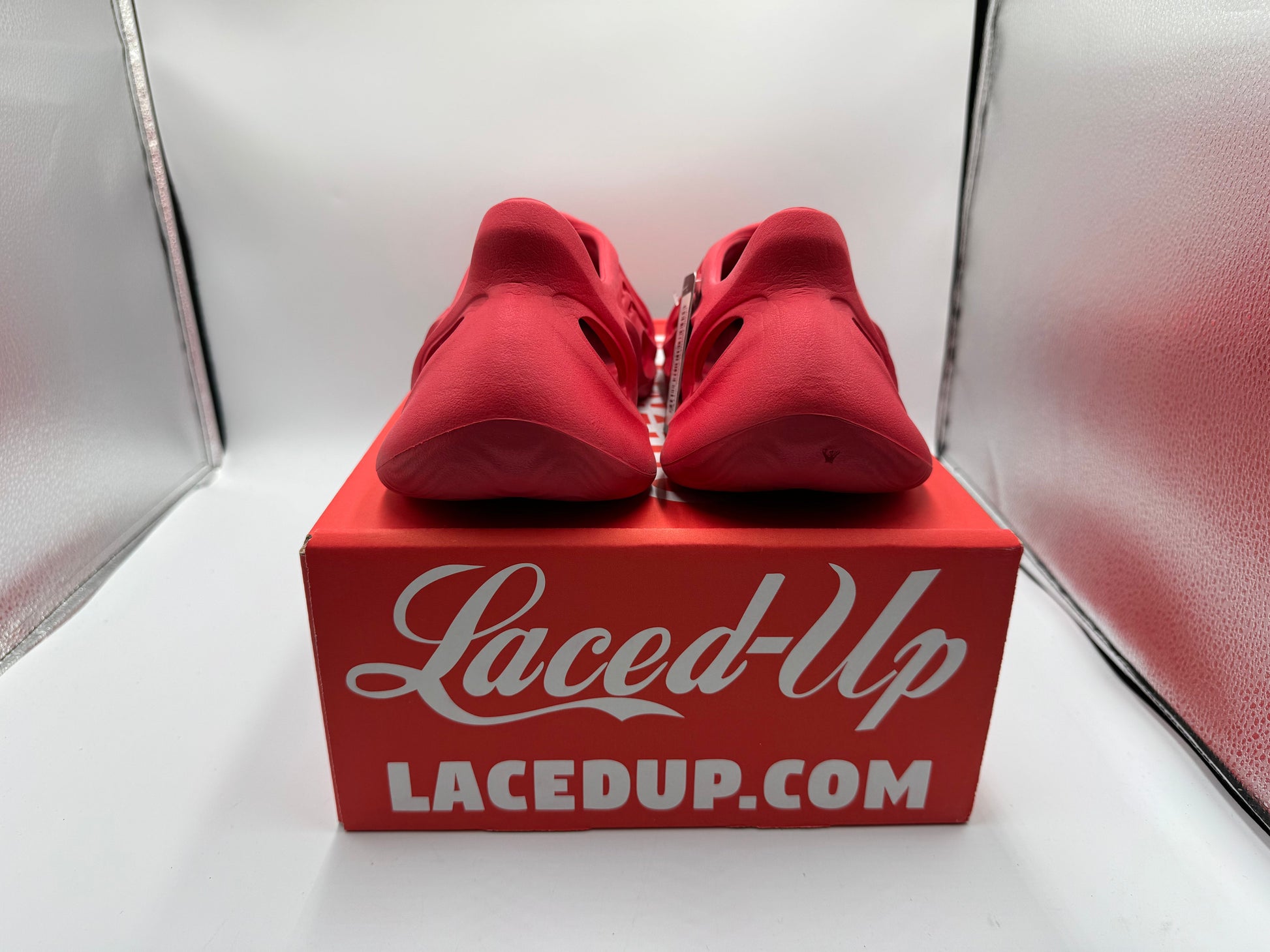 Pre Owned adidas Yeezy Foam RNNR Vermillion