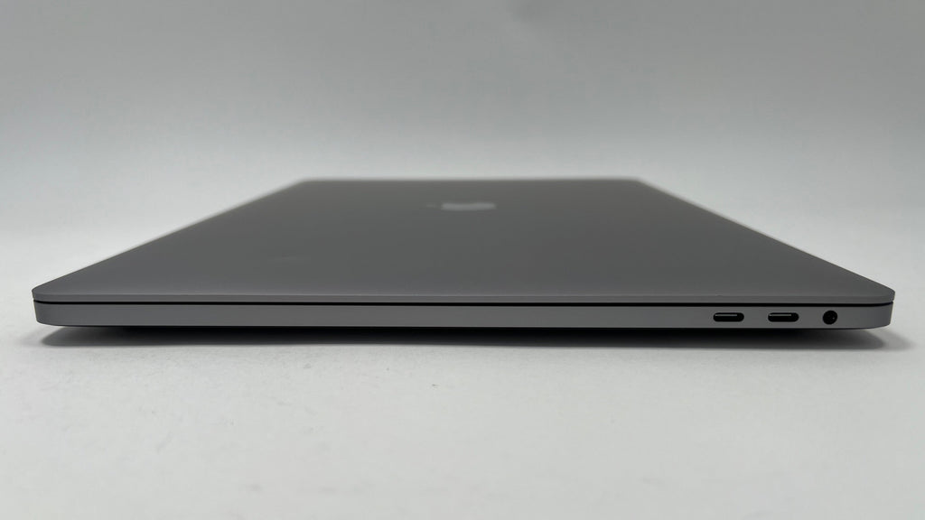 MacBook Pro (2019) 16-inch – Intel Core i9 2.4GHz • AMD 5500M 8GB – 32GB RAM 2TB SSD – 52 Cycles (Read)