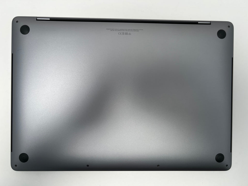 MacBook Pro (2019) 16-inch – Intel Core i9 2.4GHz • AMD 5500M 8GB – 32GB RAM 2TB SSD – 52 Cycles (Read)