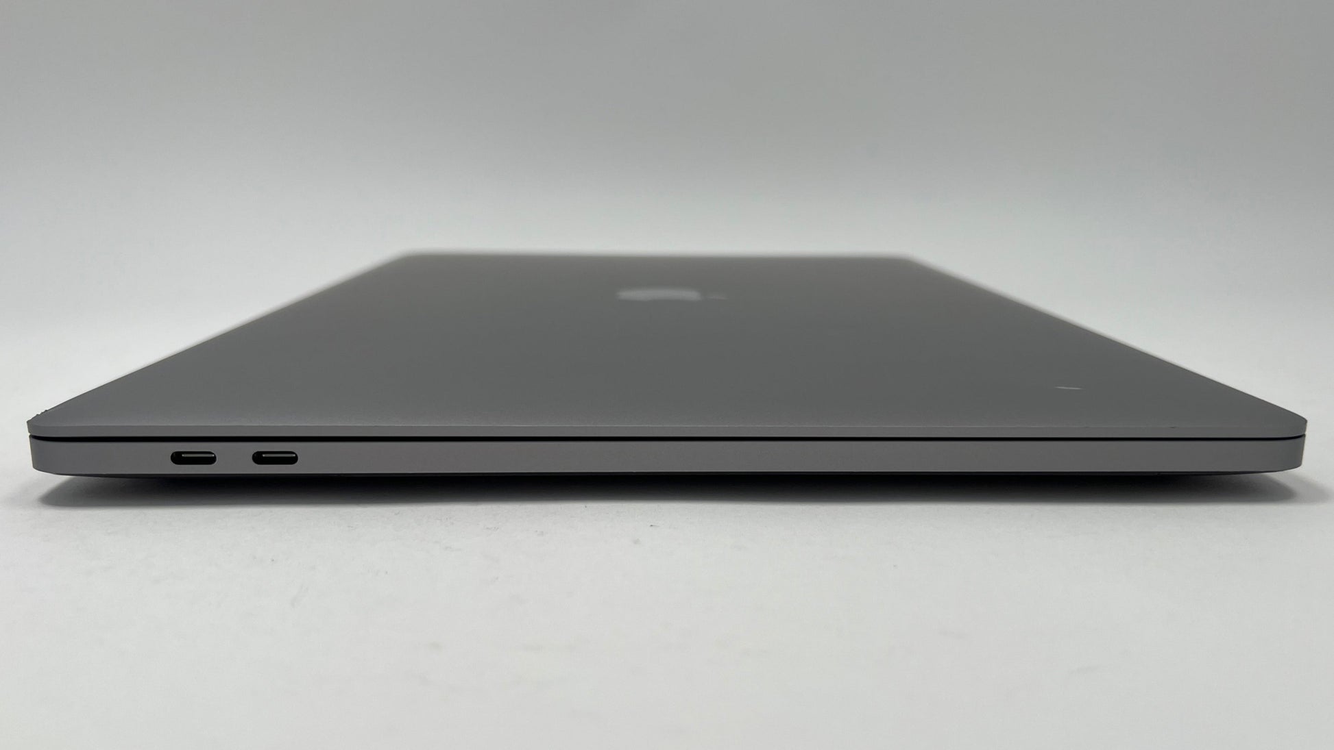 MacBook Pro (2019) 16-inch – Intel Core i9 2.4GHz • Radeon Pro 5500M 8GB – 64GB RAM 4TB SSD – Read
