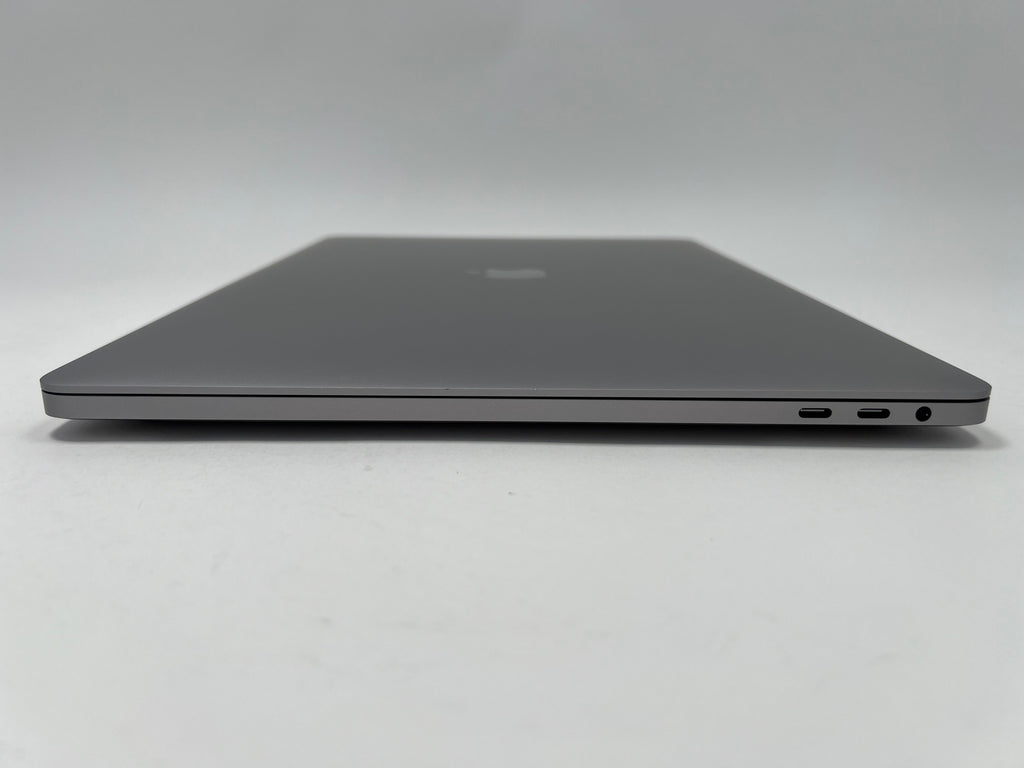 MacBook Pro (2019) 16-inch – Intel Core i9 2.4GHz • 5500M – 32GB RAM 8TB SSD - 66 Cycles (Read)