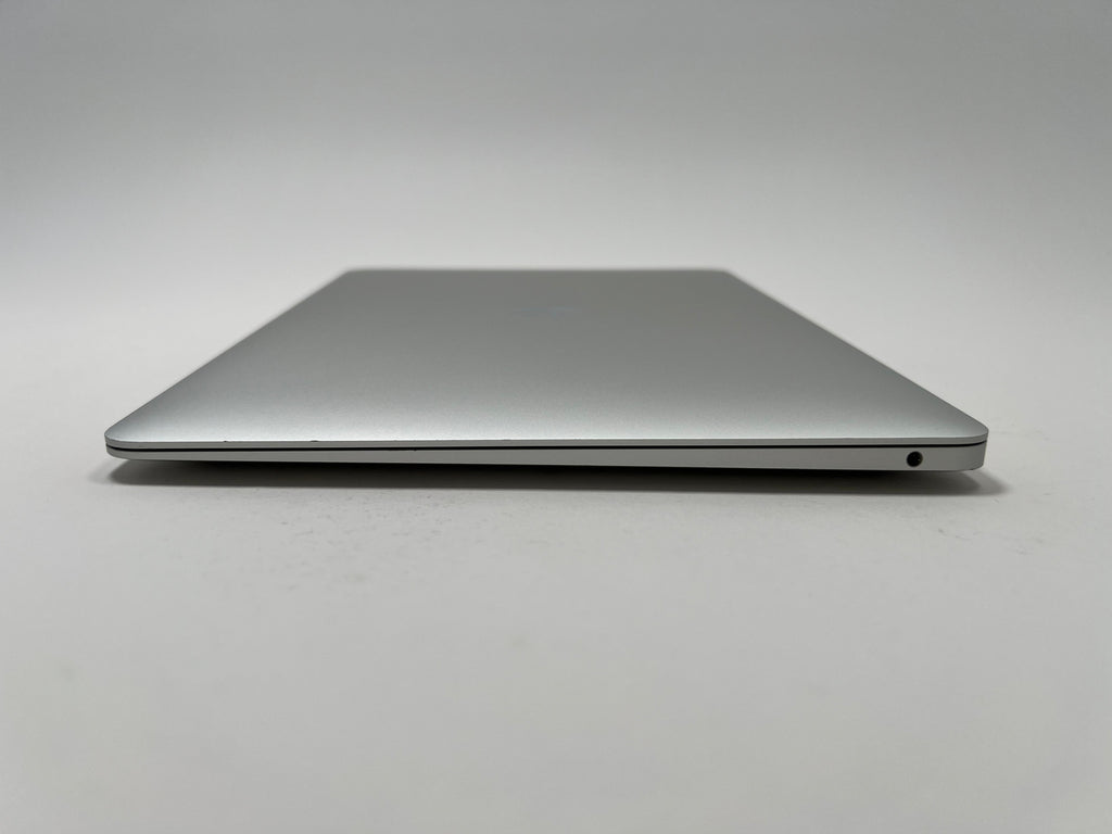 MacBook Air (2020) 13-inch – Intel Core i5 1.1GHz – 8GB RAM 256GB SSD – 67 Cycles (Read)