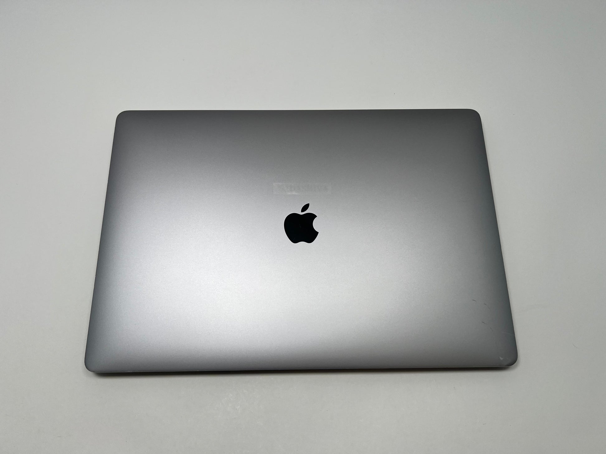 MacBook Pro (2019) 16-inch – Intel Core i9 2.4GHz – 16GB RAM 512GB SSD