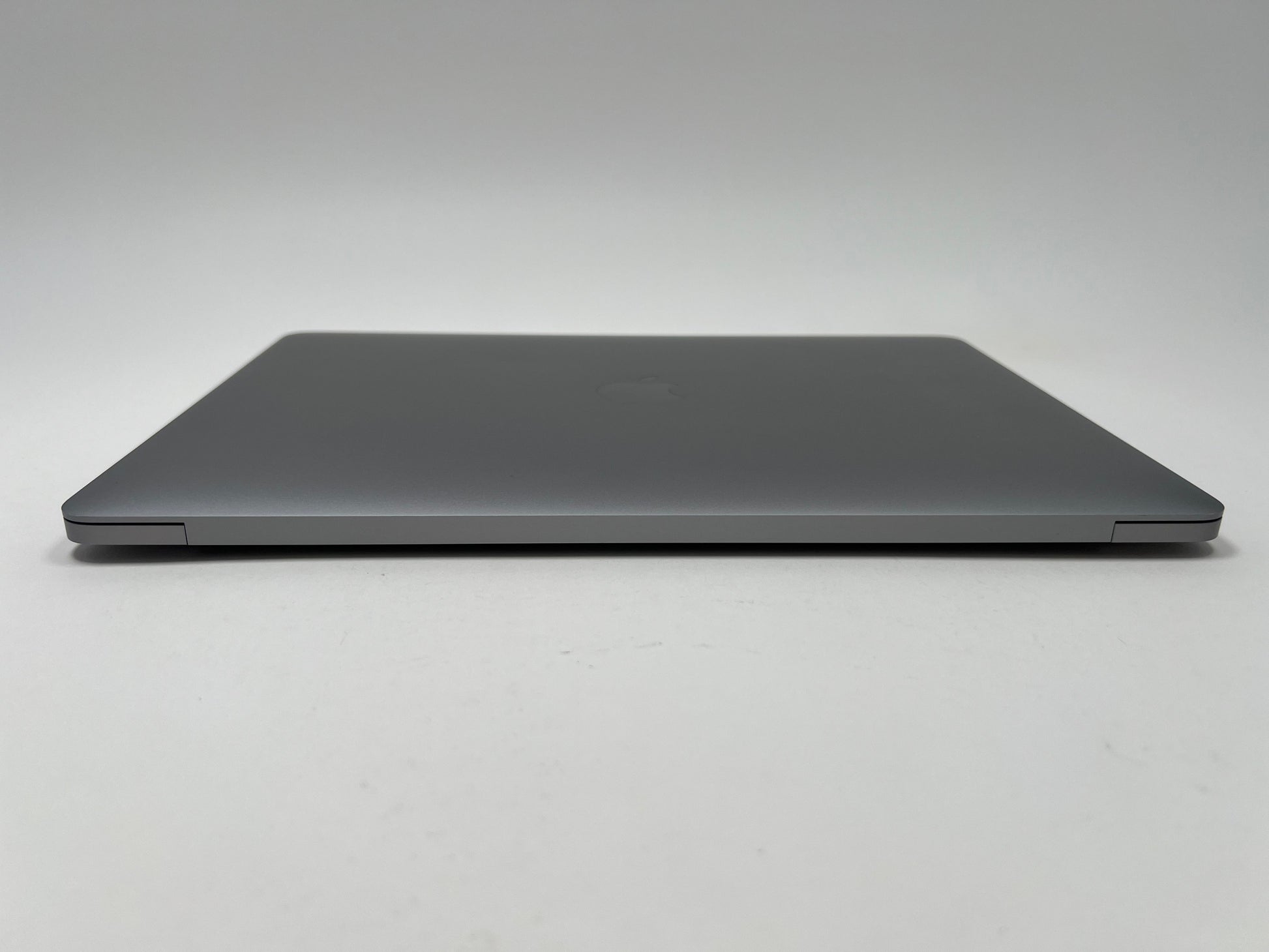 MacBook Pro (2019) 13-inch – Intel Core i7 2.8GHz – 16GB RAM 1TB SSD
