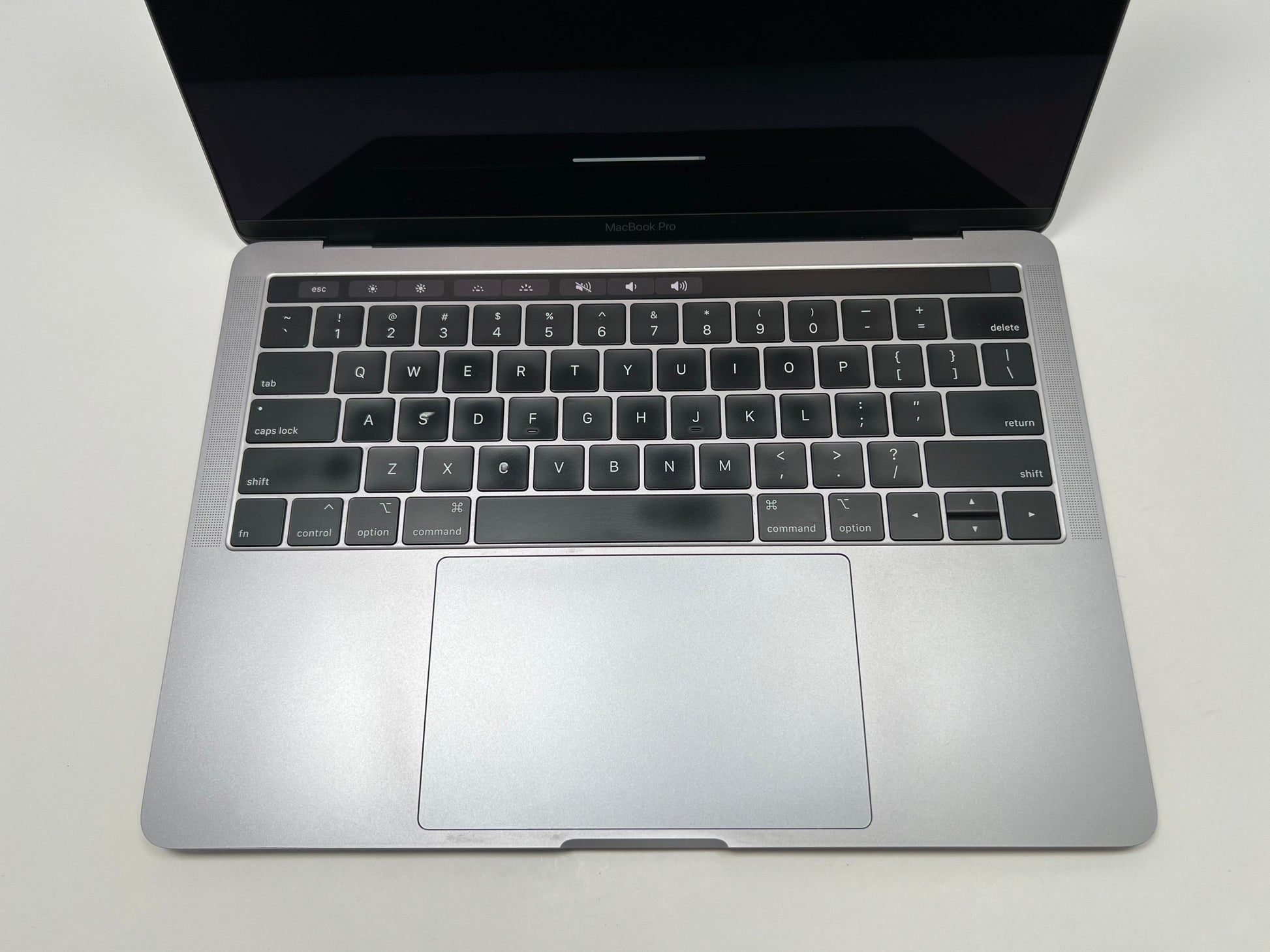 MacBook Pro (2019) 13-inch – Intel Core i7 2.8GHz – 16GB RAM 1TB SSD