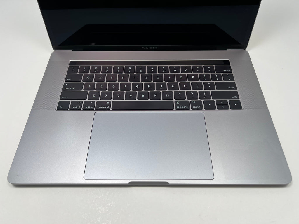 MacBook Pro (2017) 15-inch – Intel Core i7 3.1GHz – 16GB RAM 1TB SSD – Radeon Pro 560