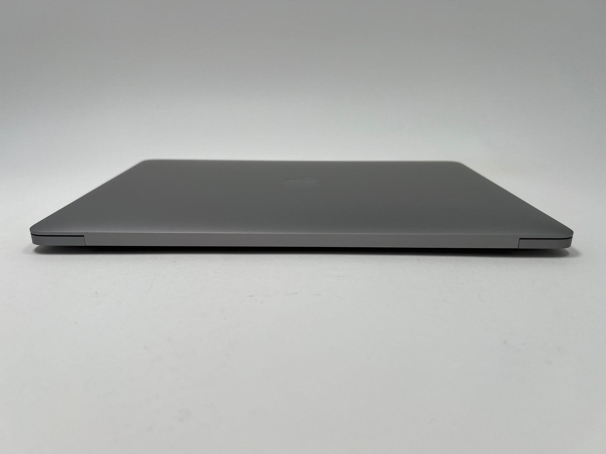 MacBook Pro (2019) 13-inch – Intel Core i7 2.8GHz – 16GB RAM 1TB SSD – 30 Battery Cycles