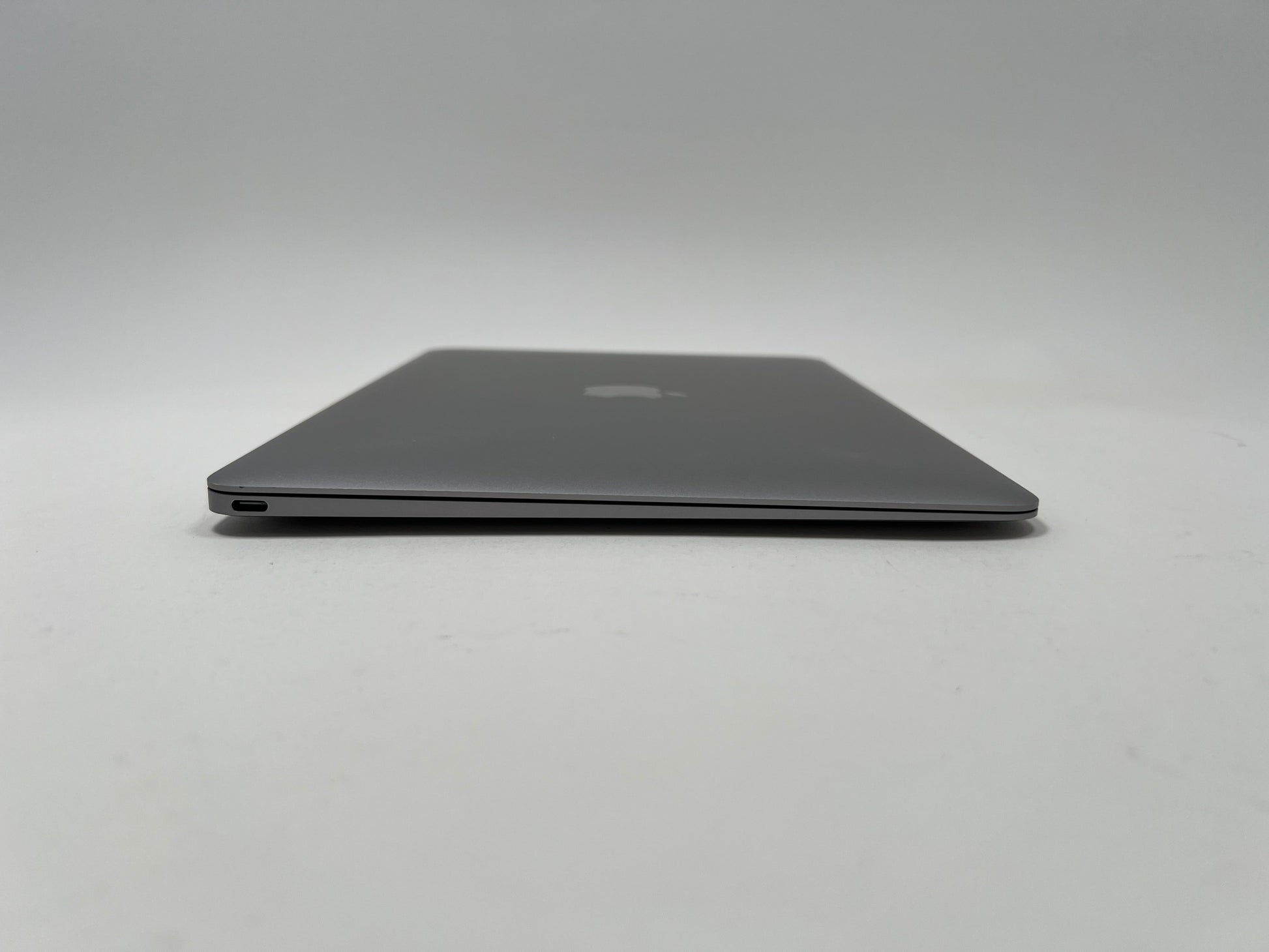MacBook (2016) 12-inch Retina – Intel Core m7 1.3GHz – 8GB RAM 512GB SSD – 91 Battery Cycles