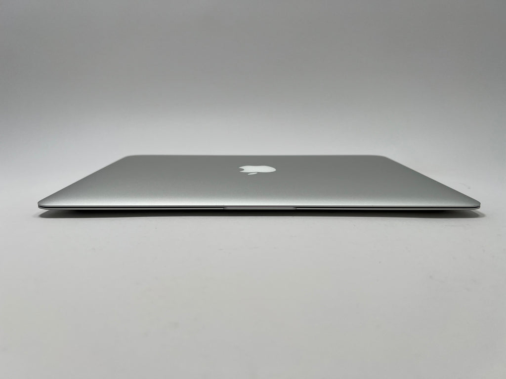 MacBook Air (2015) 13-inch – Intel Core i7 2.2GHz – 8GB RAM 512GB SSD • 60 Battery Cycles