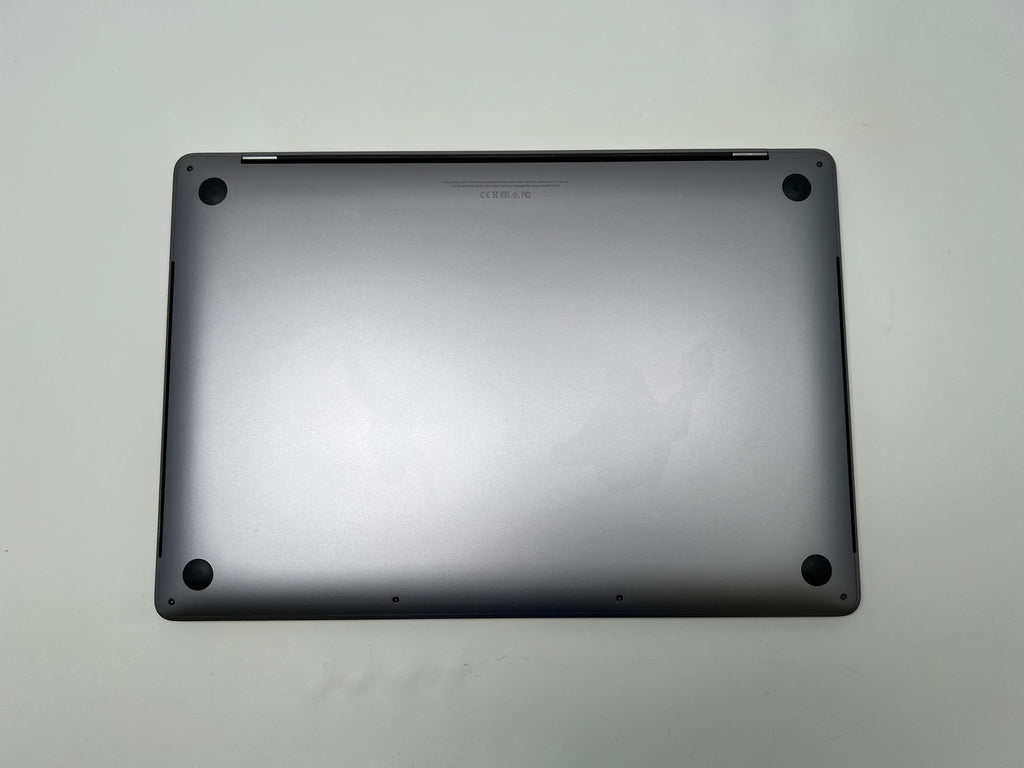 MacBook Pro (2018) 15-inch – Intel Core i7 2.6GHz – 32GB RAM 1TB SSD • Radeon Pro 560X