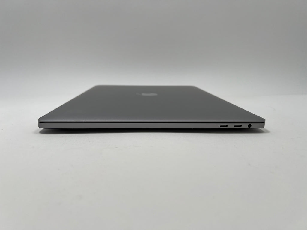 MacBook Pro (2018) 15-inch – Intel Core i7 2.6GHz – 32GB RAM 1TB SSD • Radeon Pro 560X