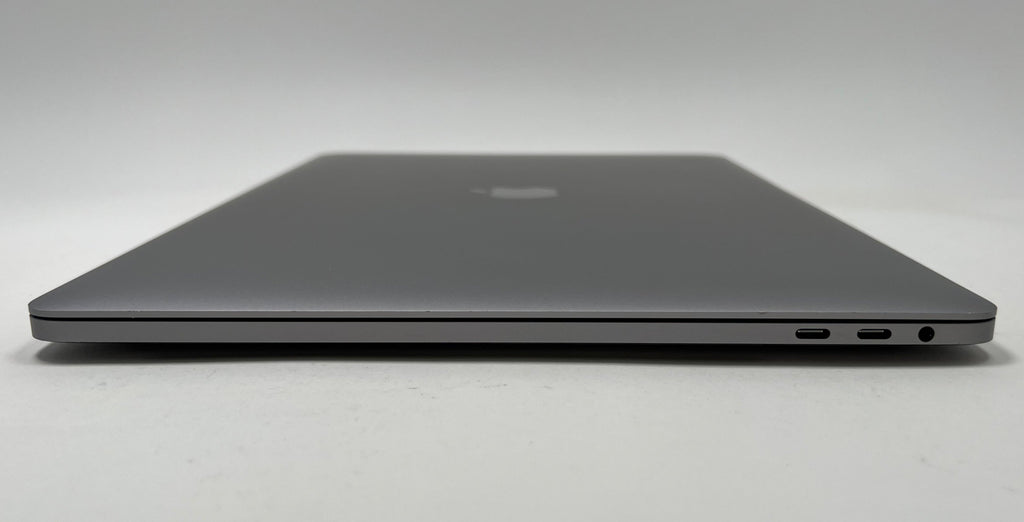 MacBook Pro (2018) 15-inch – Intel Core i7 2.6GHz – 32GB RAM 1TB SSD • Radeon Pro 560X