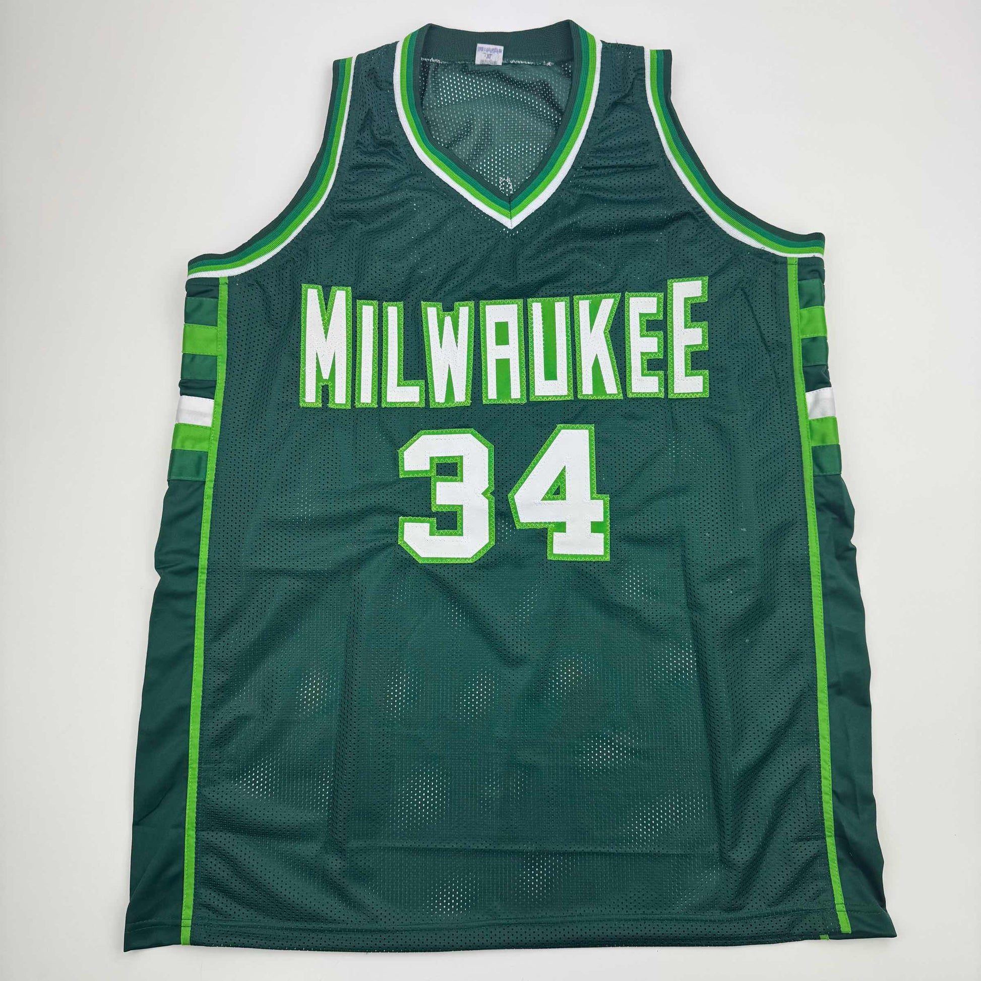 Autographed/Signed Terry Cummings Milwaukee Green Basketball Jersey Beckett BAS COA