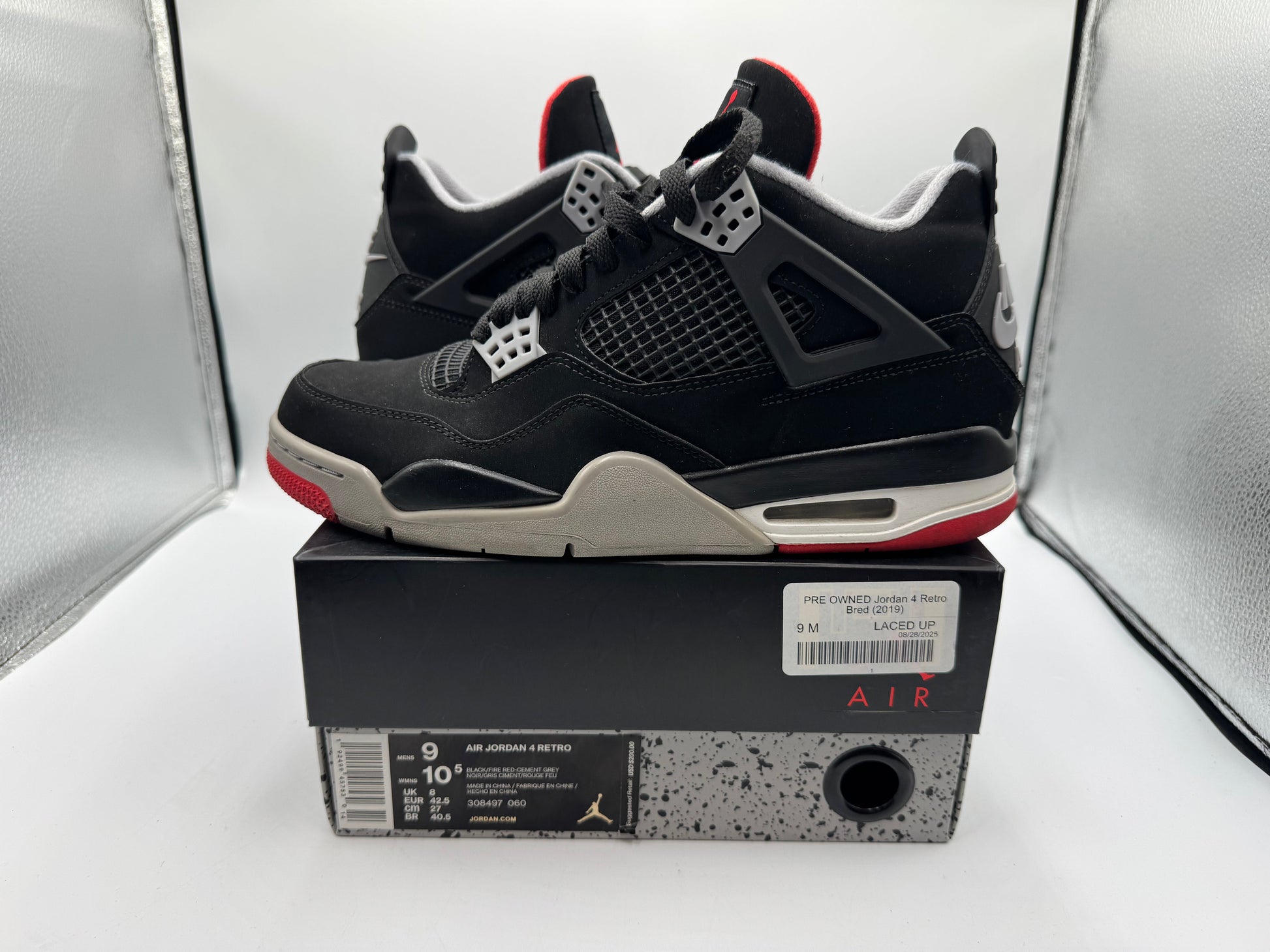 PRE OWNED Jordan 4 Retro Bred (2019)