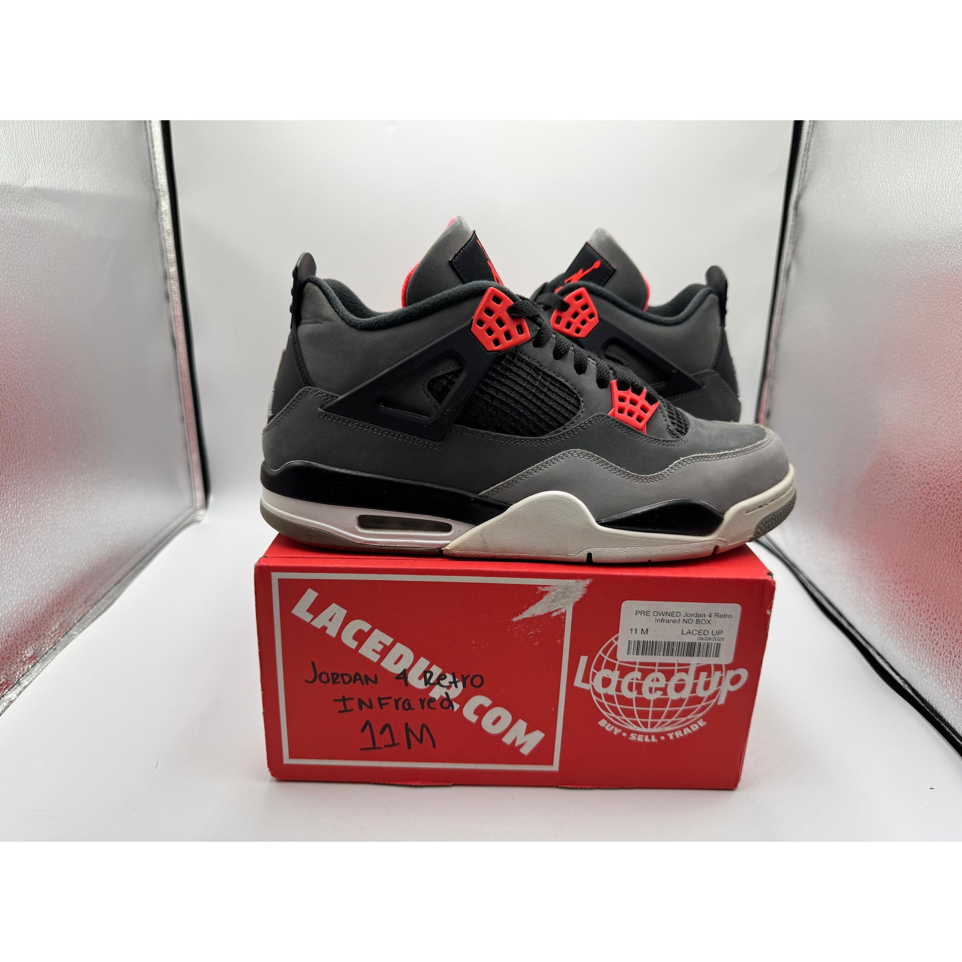 PRE OWNED Jordan 4 Retro Infrared NO BOX