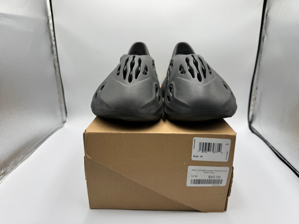 PRE OWNED adidas Yeezy Foam RNR Onyx