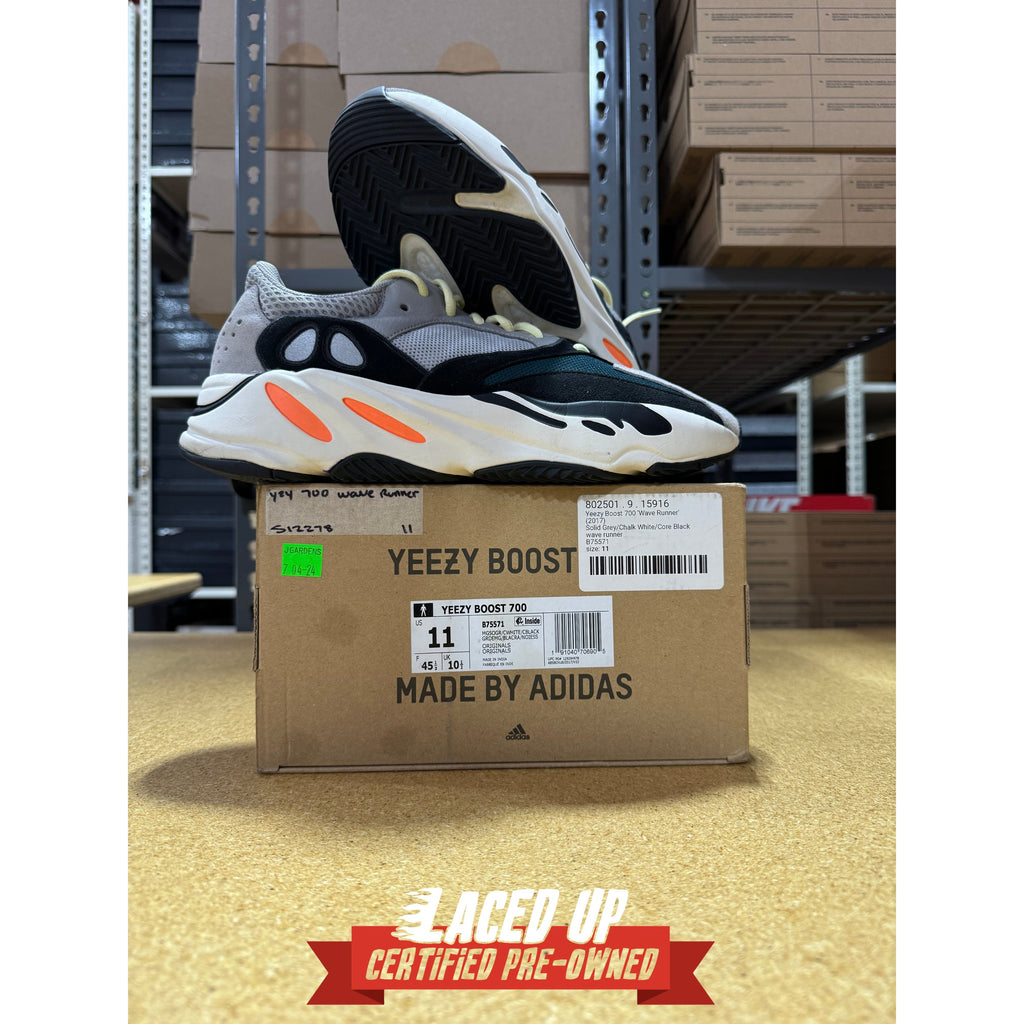 PRE OWNED Adidas Yeezy 700 "Wave Runner"