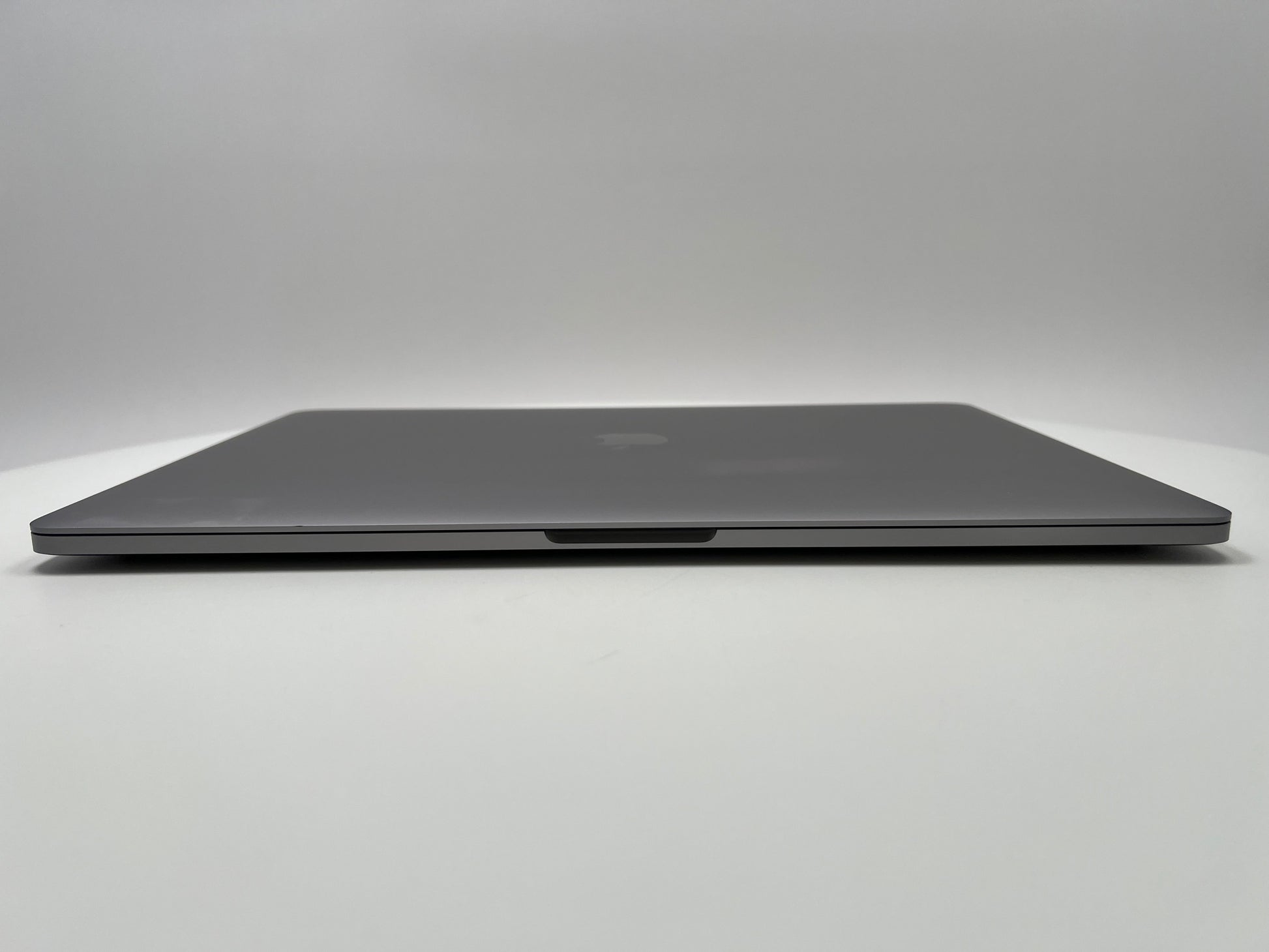 MacBook Pro (2019) 15-inch – Intel Core i9 2.3GHz • Radeon Pro 560X – 16GB RAM 512GB SSD – For Parts & Repair