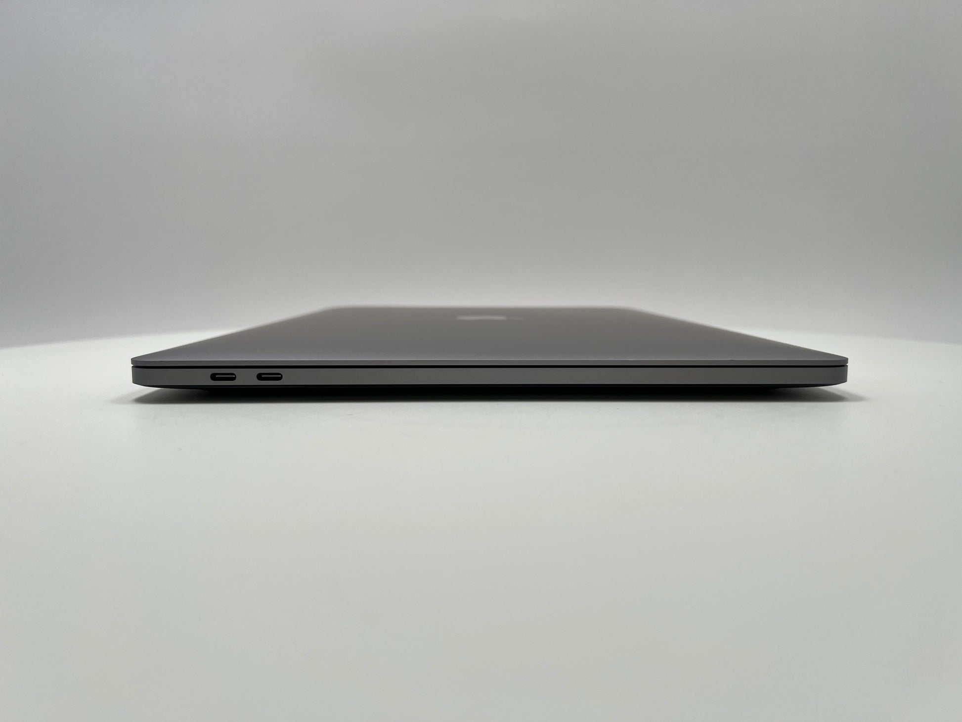 MacBook Pro (2019) 15-inch – Intel Core i9 2.3GHz • Radeon Pro 560X – 16GB RAM 512GB SSD – For Parts & Repair