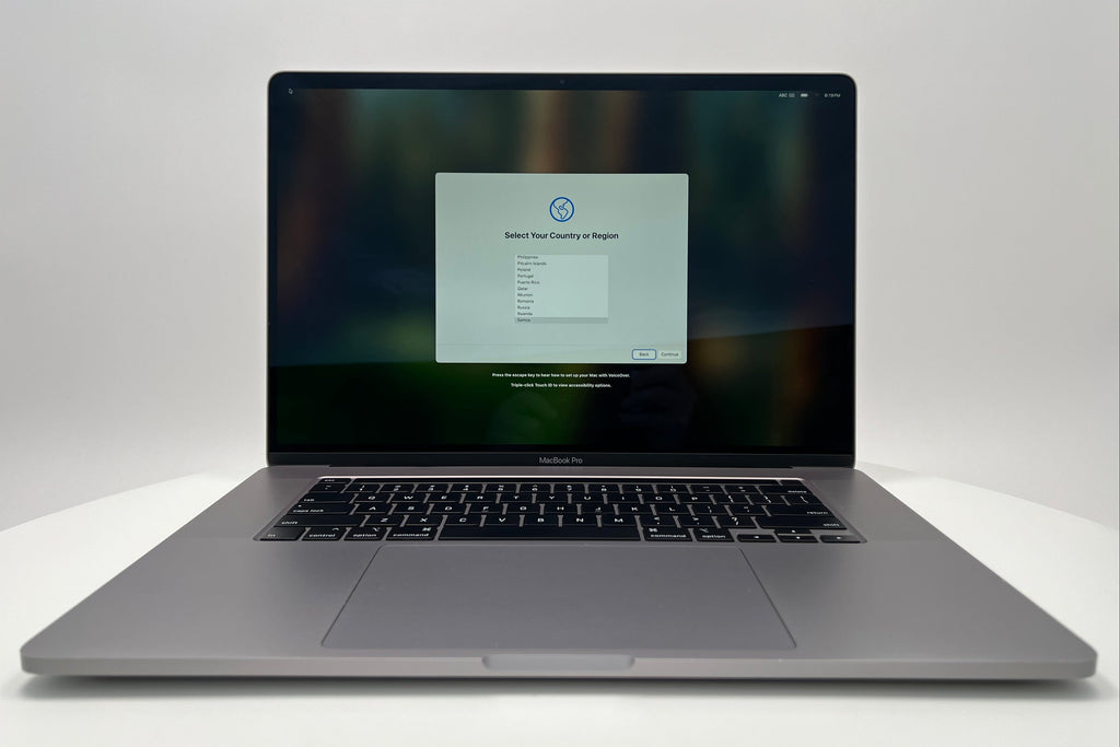 MacBook Pro (2019) 16-inch – Intel Core i7 2.6GHz • Radeon Pro 5300M – 16GB RAM 512GB SSD – Read