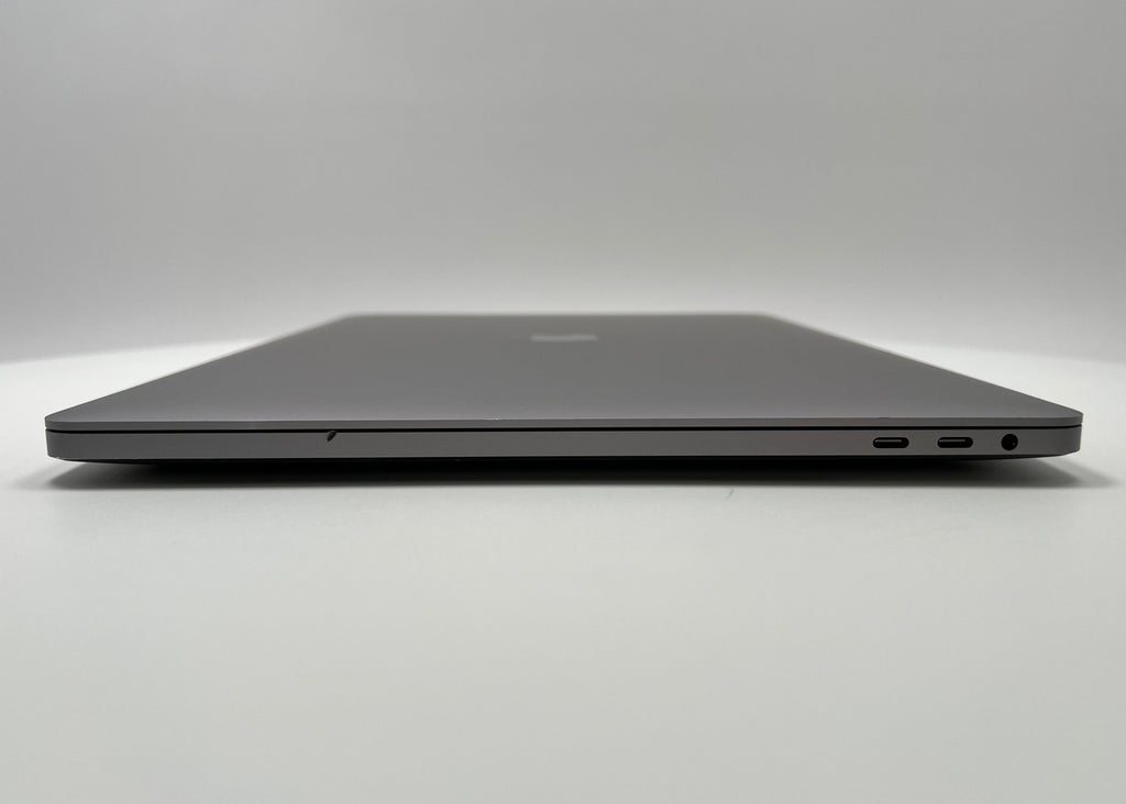 MacBook Pro (2019) 16-inch – Intel Core i7 2.6GHz • Radeon Pro 5300M – 16GB RAM 512GB SSD – Read