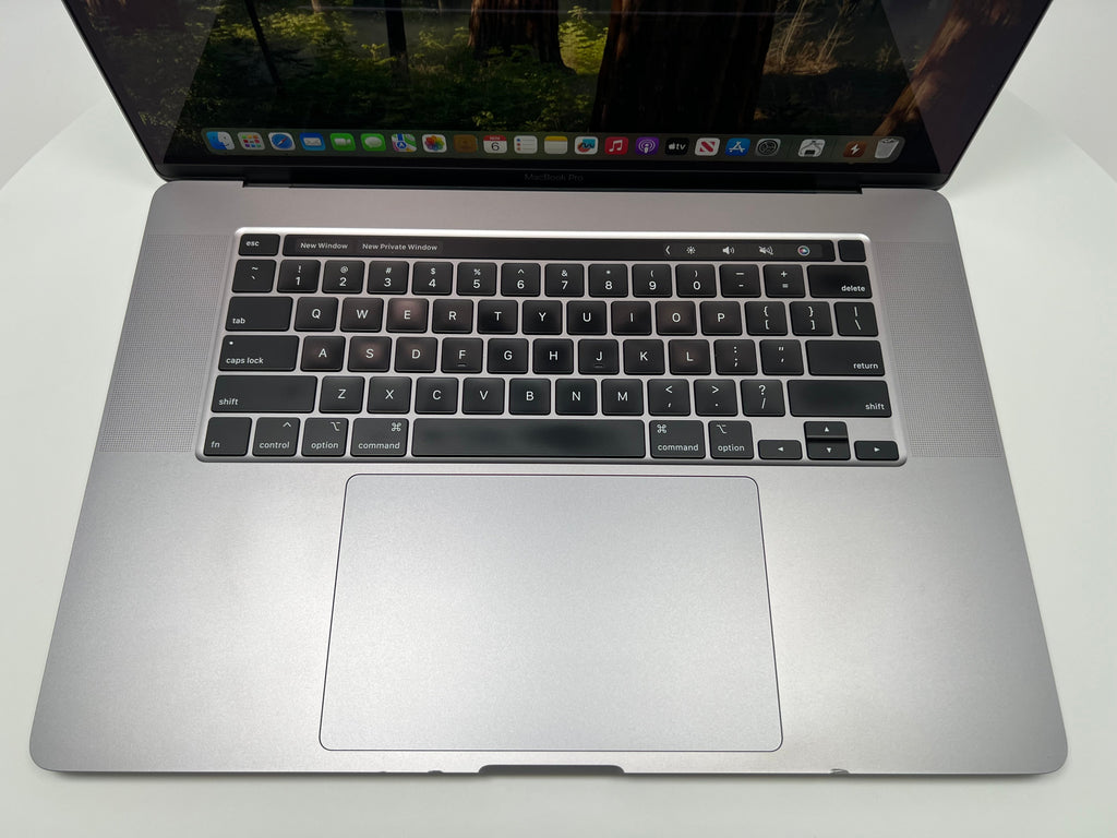MacBook Pro (2019) 16-inch – Intel Core i9 2.4GHz • Radeon Pro 5500M – 32GB RAM 512GB SSD – Read