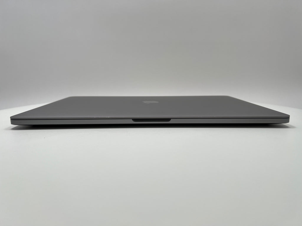 MacBook Pro (2019) 16-inch – Intel Core i9 2.4GHz • Radeon Pro 5300M – 16GB RAM 512GB SSD – Read