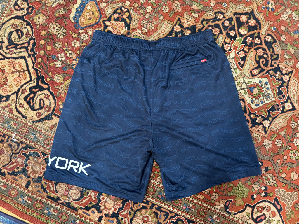 PRE OWNED Supreme zoo York soccer short navy