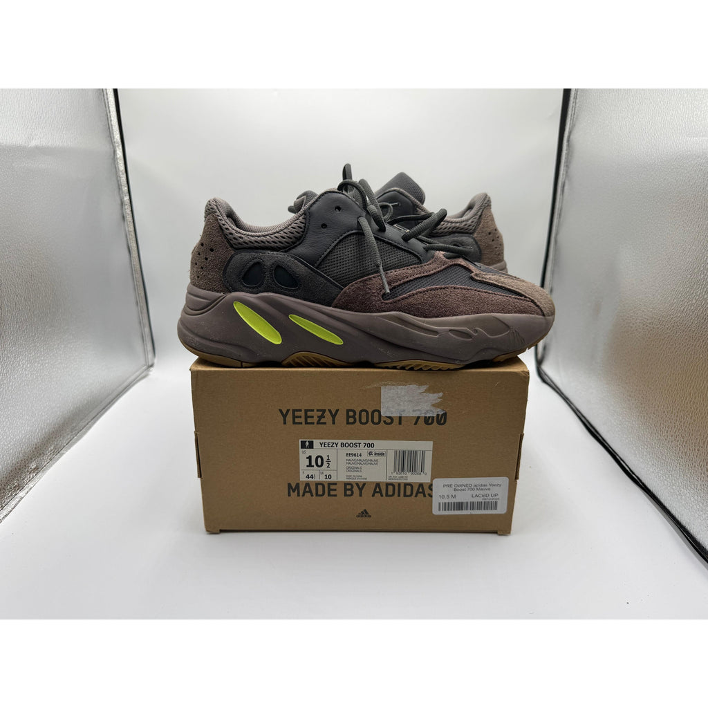 PRE OWNED adidas Yeezy Boost 700 Mauve