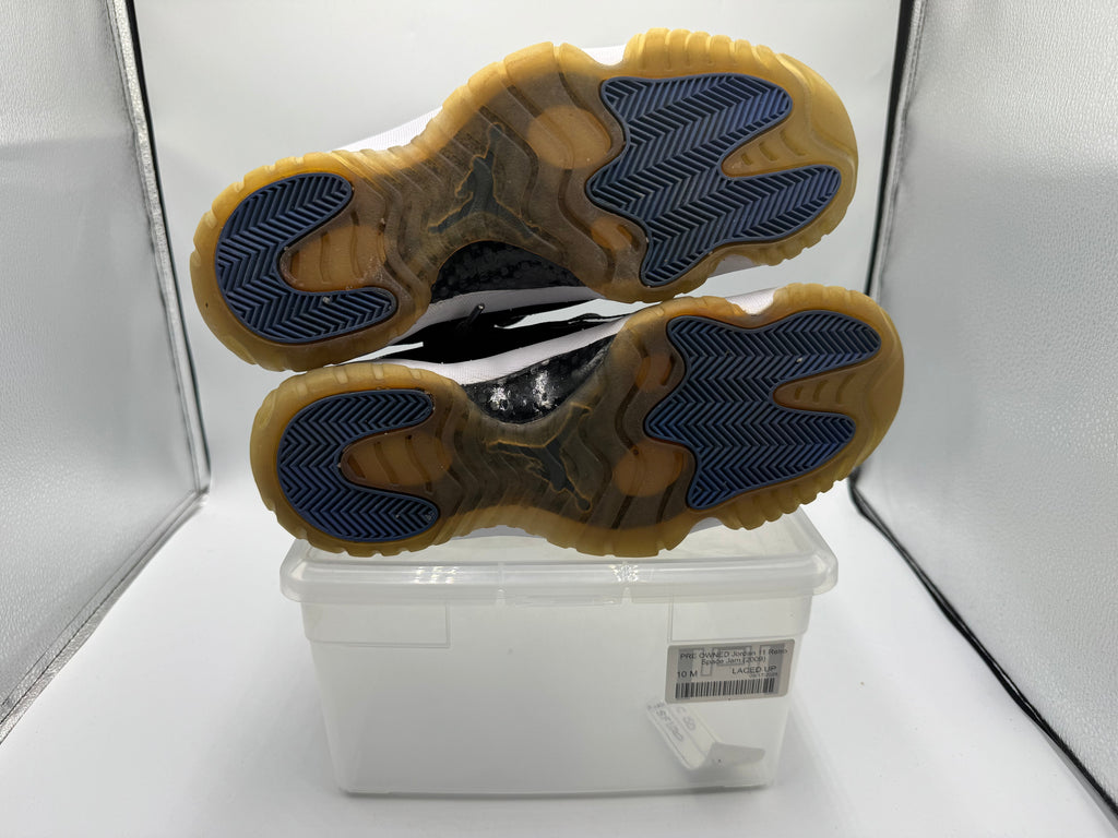 PRE OWNED Jordan 11 Retro Space Jam (2009)