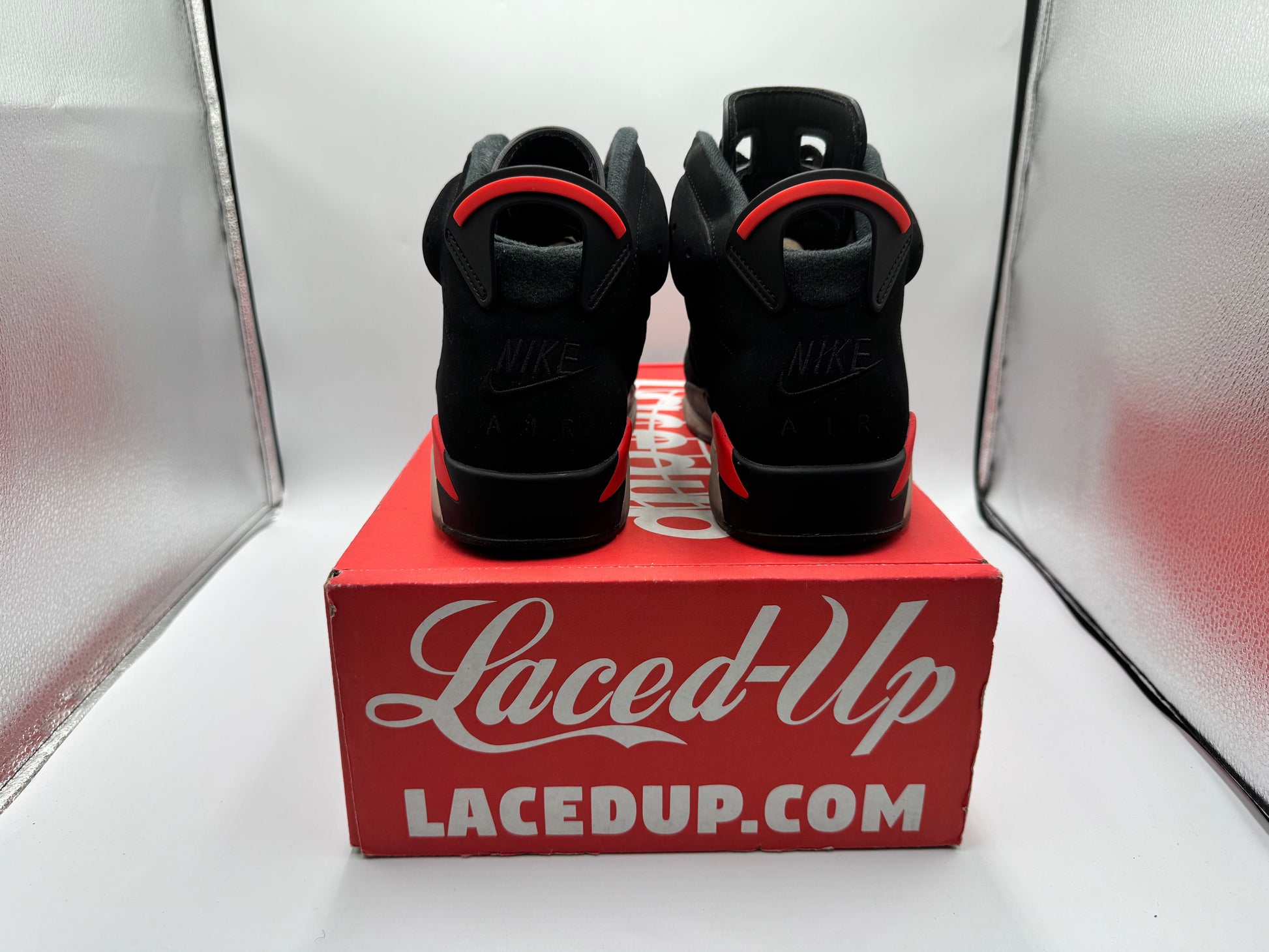 PRE OWNED Jordan 6 Retro Black Infrared (2019) NO BOX