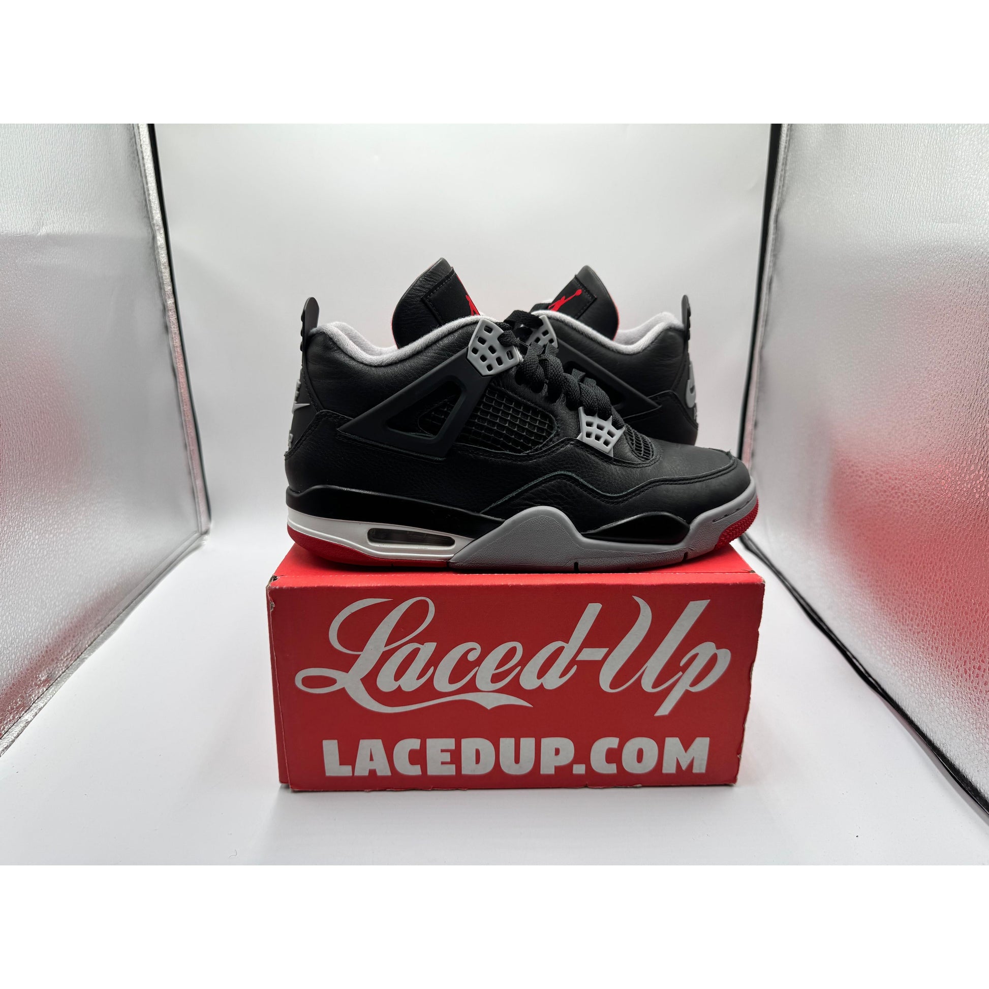 PRE OWNED Jordan 4 Retro Bred Reimagined NO BOX