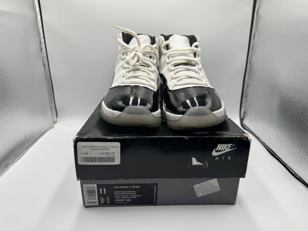 PRE OWNED Jordan 11 Retro Concord (2018)